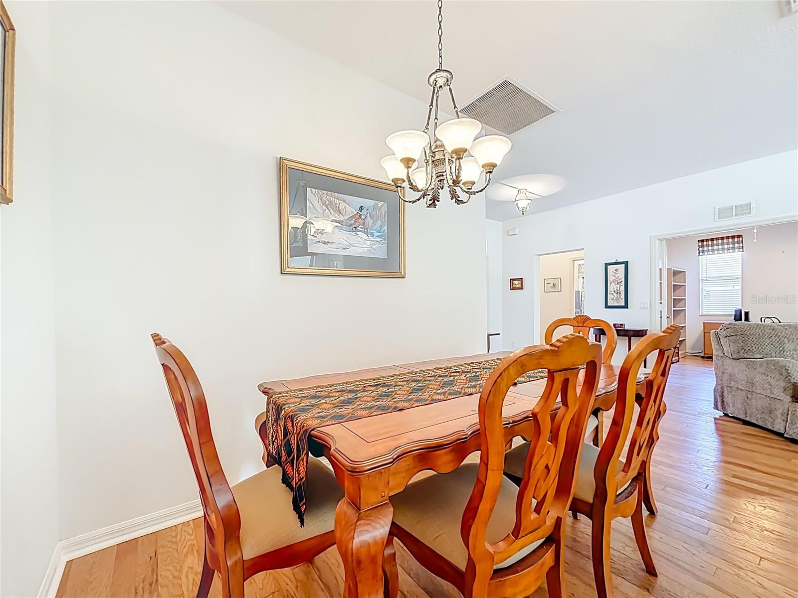 Image 10 of 49 For 9746 89th Loop