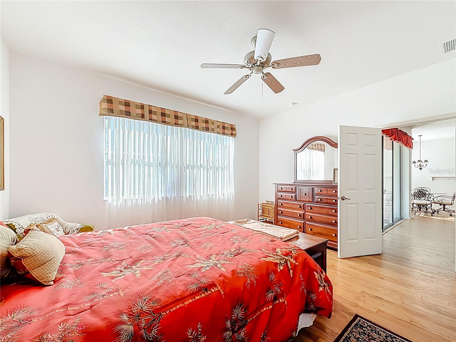 Image 20 of 49 For 9746 89th Loop