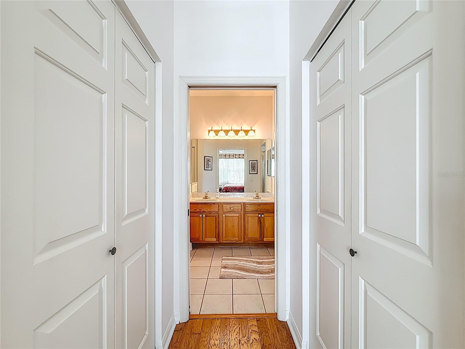 Image 21 of 49 For 9746 89th Loop