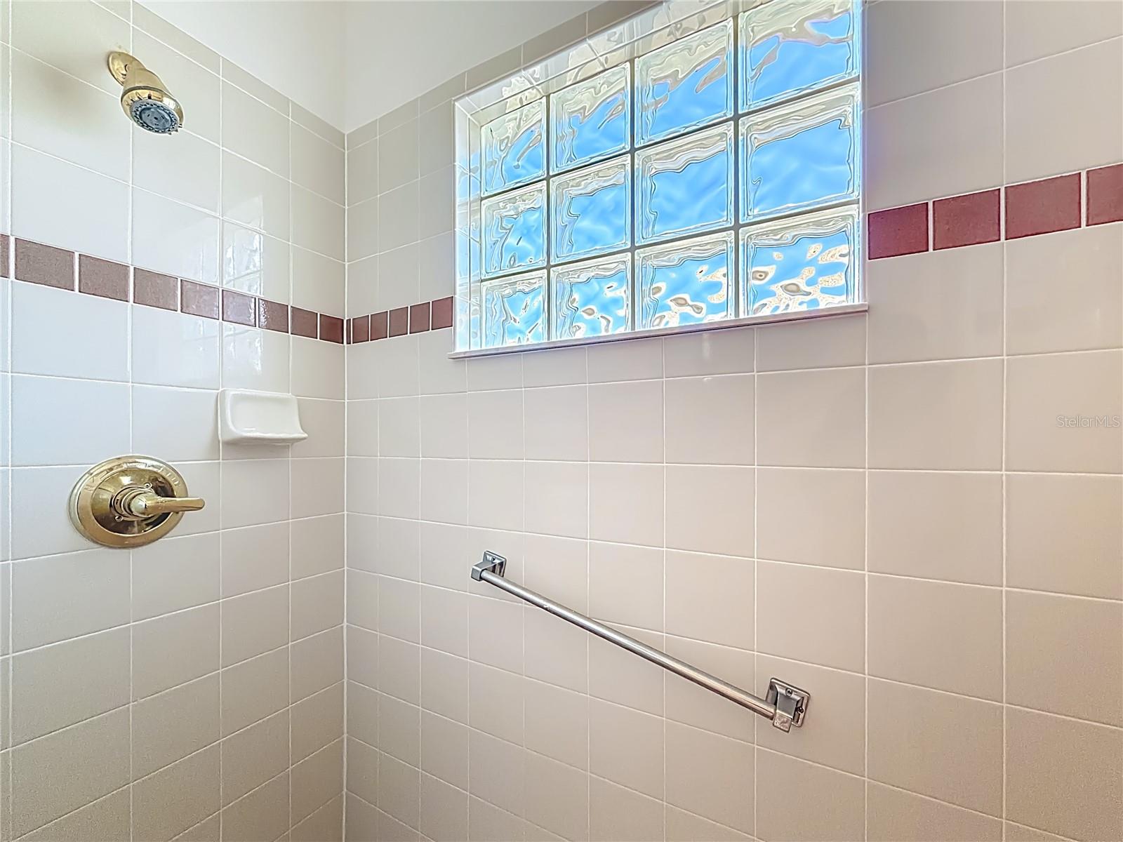 Image 23 of 49 For 9746 89th Loop