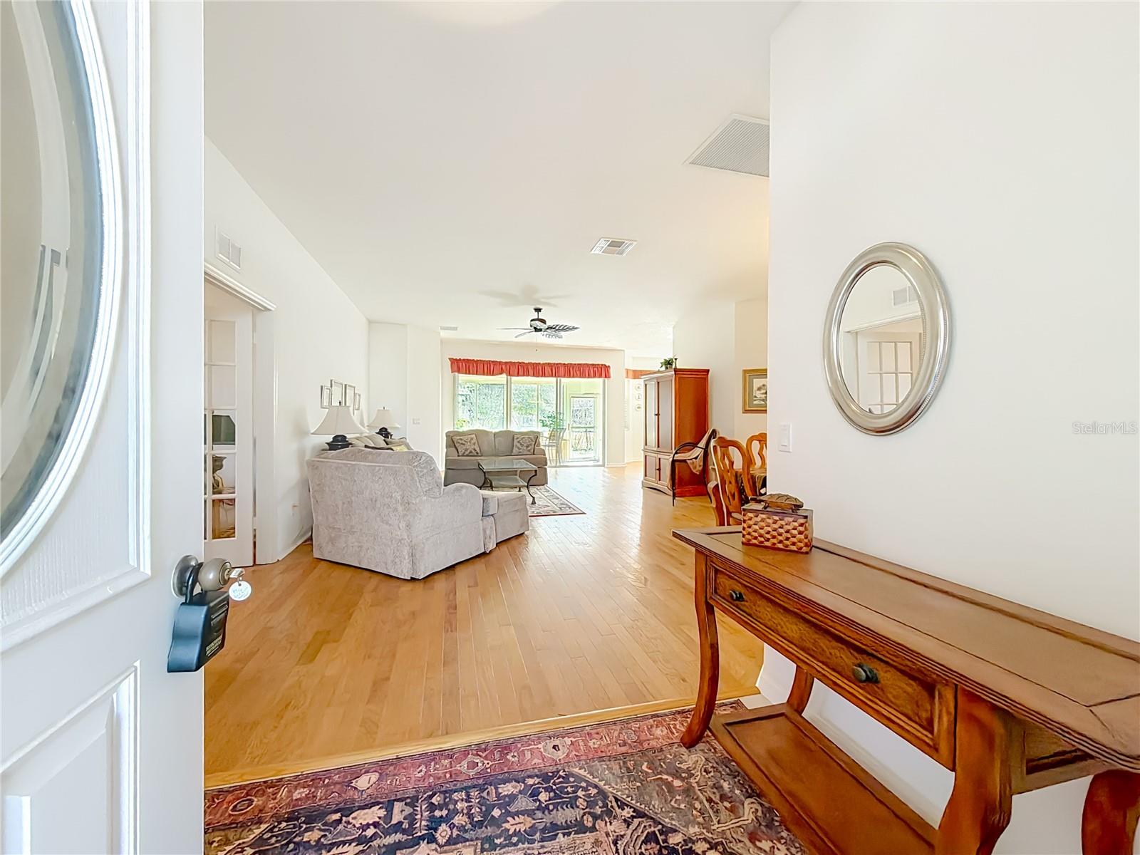 Image 5 of 49 For 9746 89th Loop