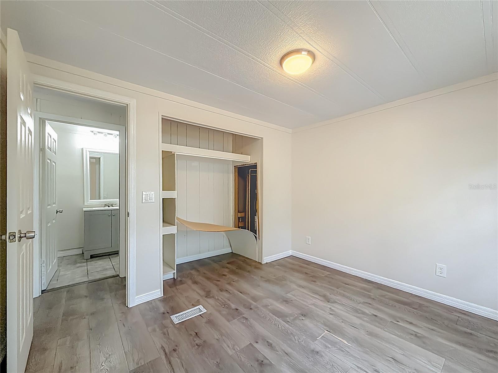 Image 27 of 52 For 3197 89th Place