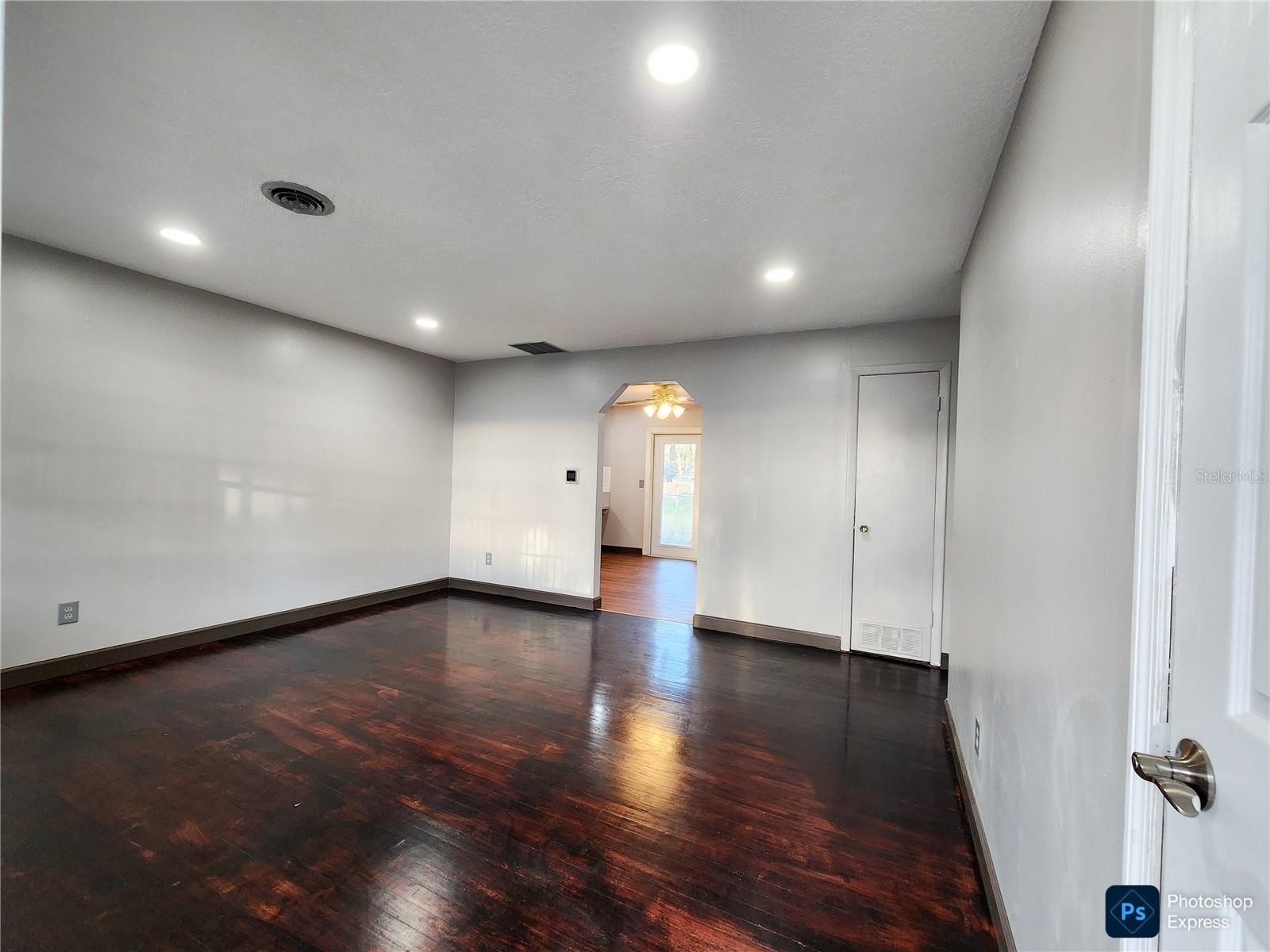 Image 10 of 30 For 3409 22nd Court