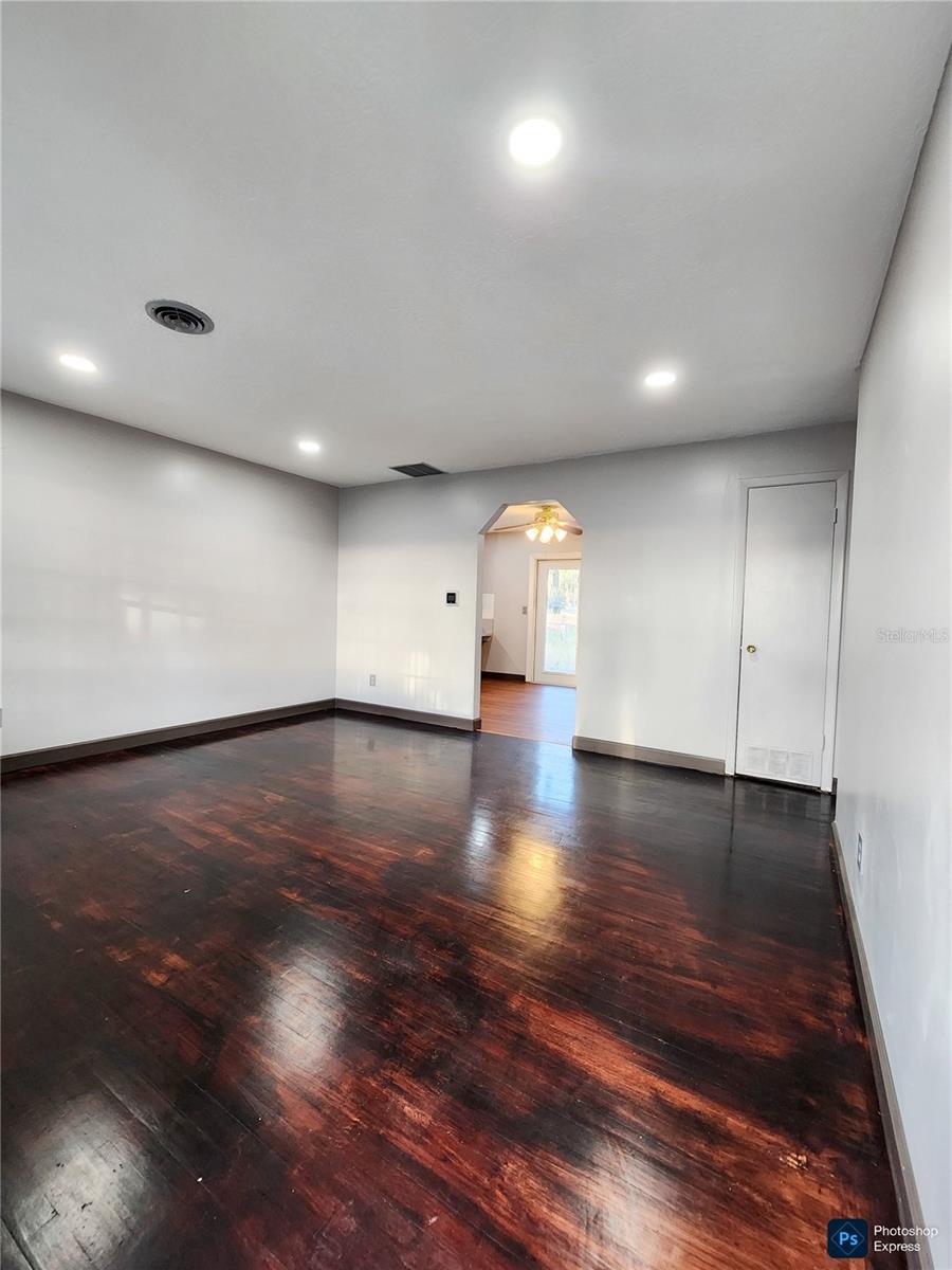 Image 13 of 30 For 3409 22nd Court