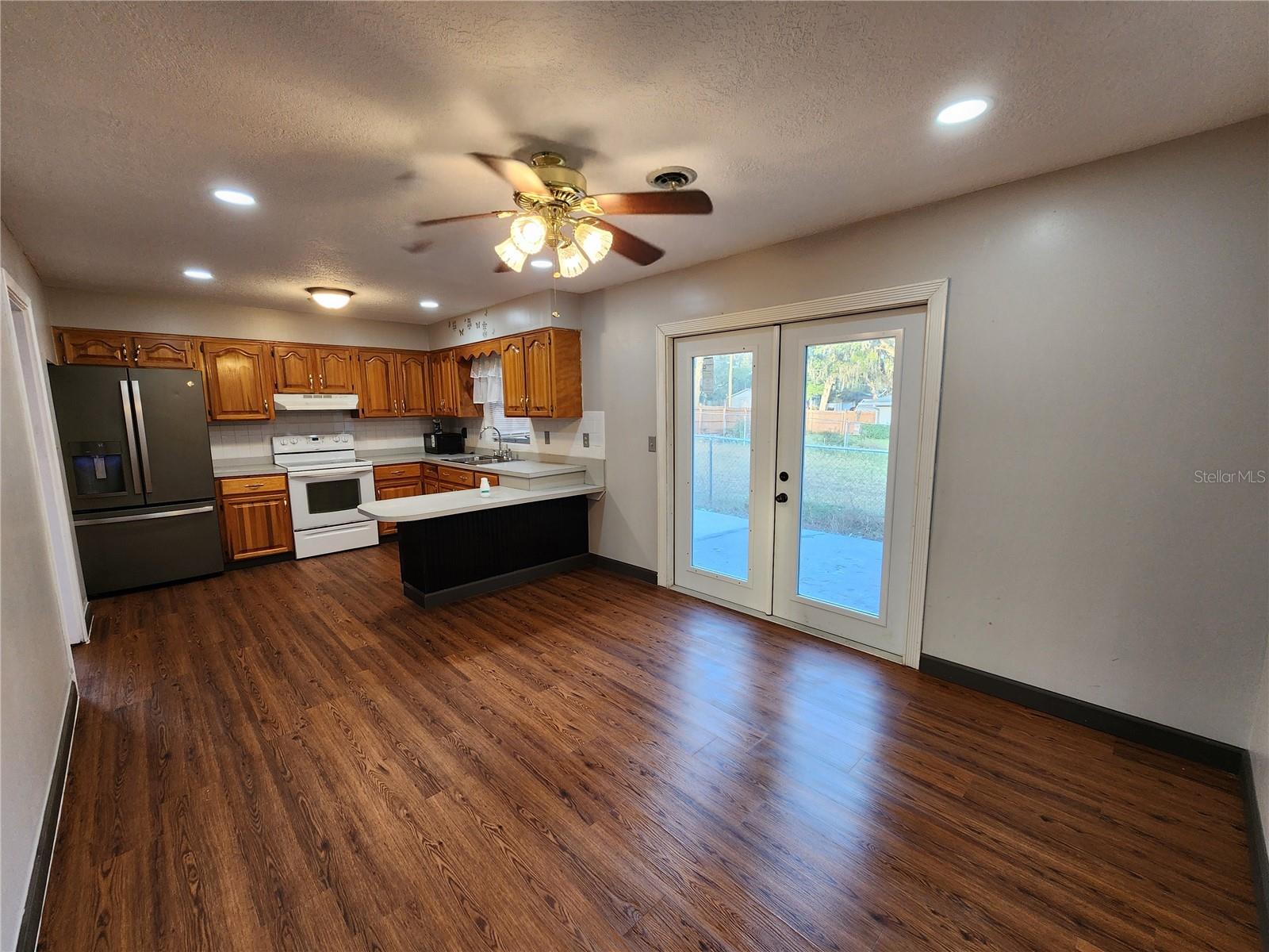 Image 15 of 30 For 3409 22nd Court