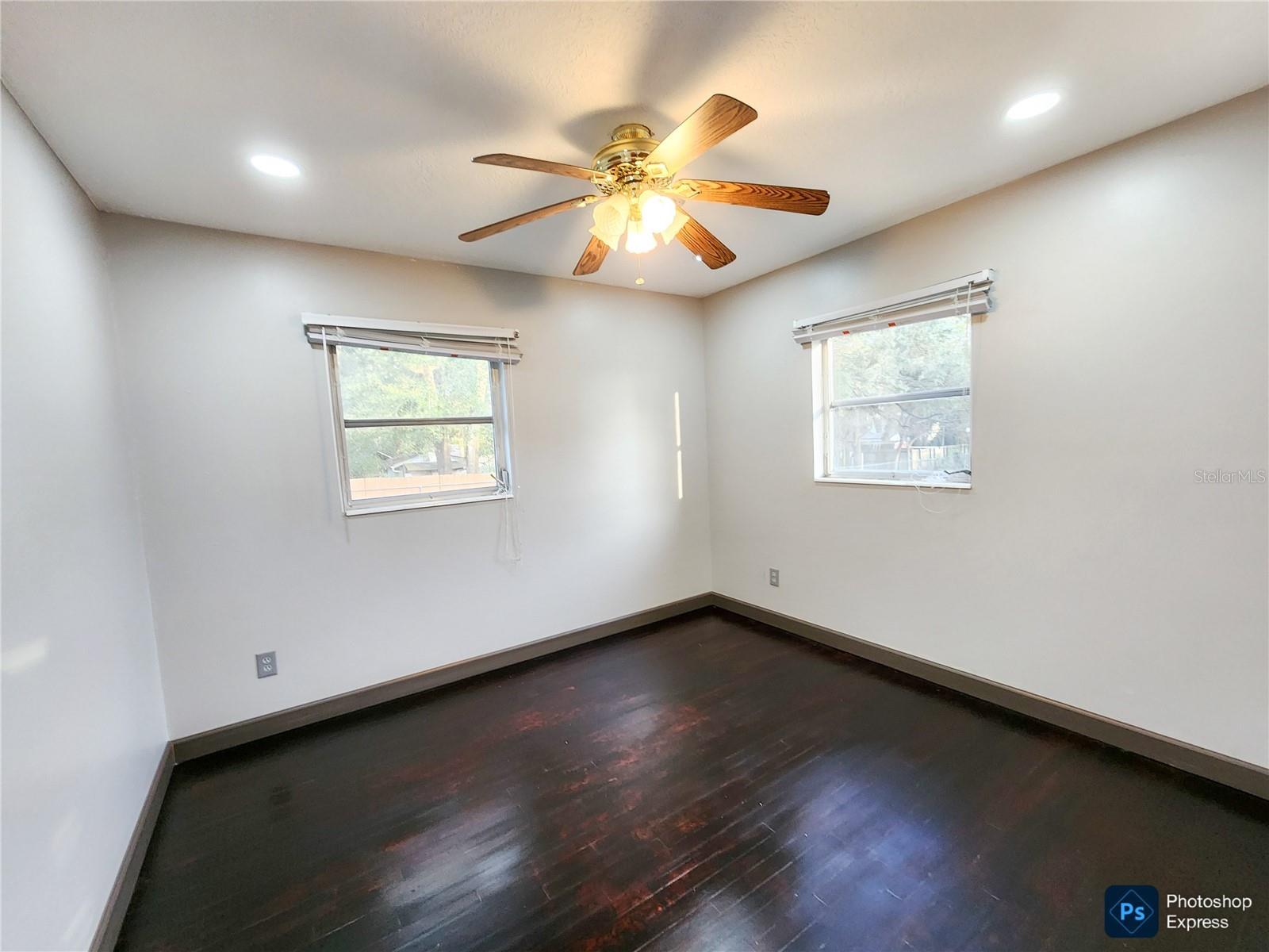 Image 23 of 30 For 3409 22nd Court