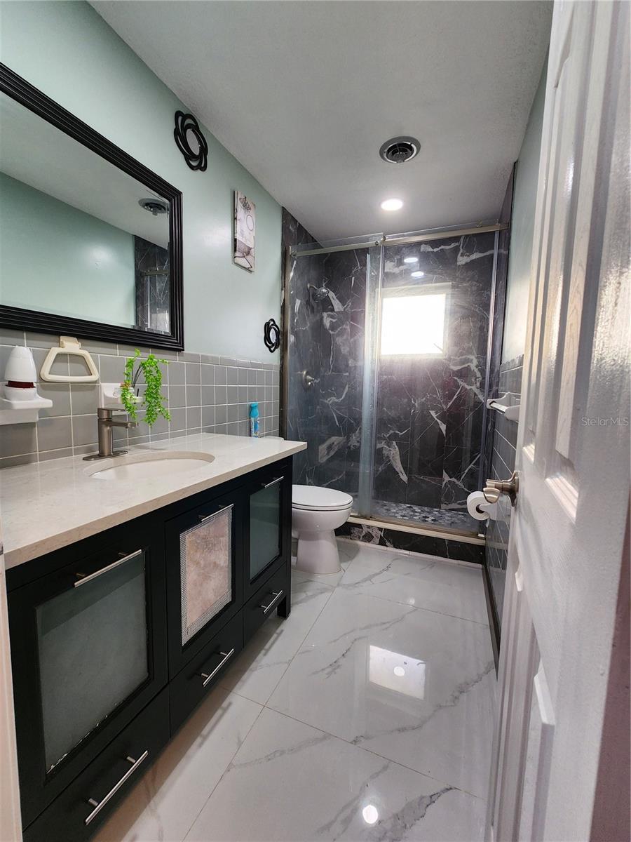 Image 24 of 30 For 3409 22nd Court