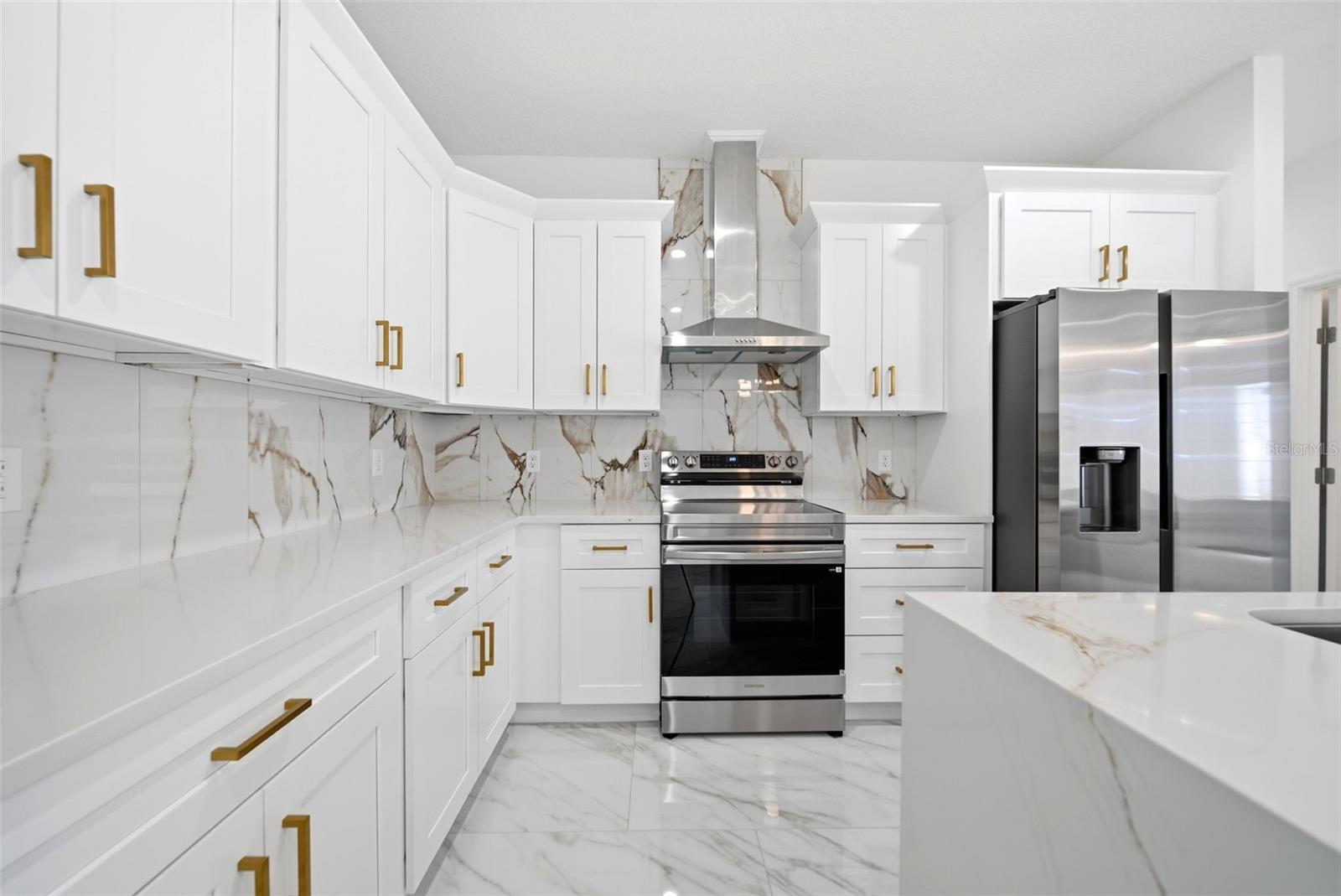 Image 2 of 45 For 1002 Williams Street