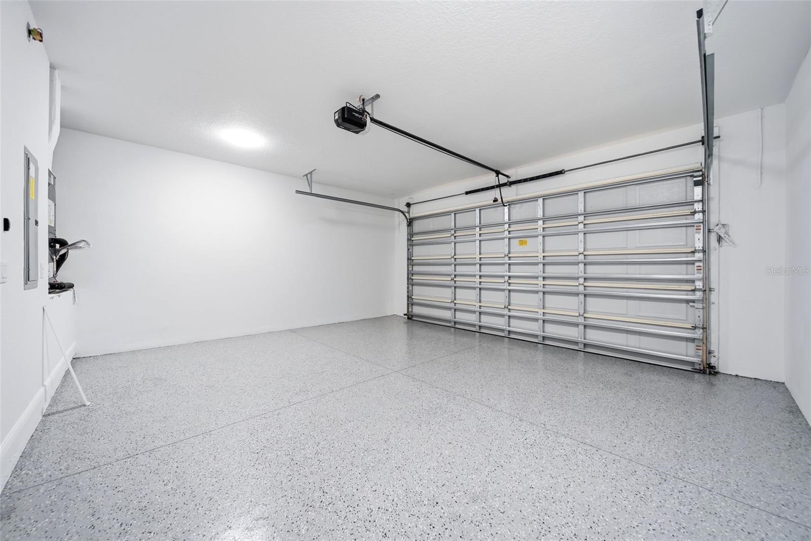 Image 32 of 45 For 1002 Williams Street