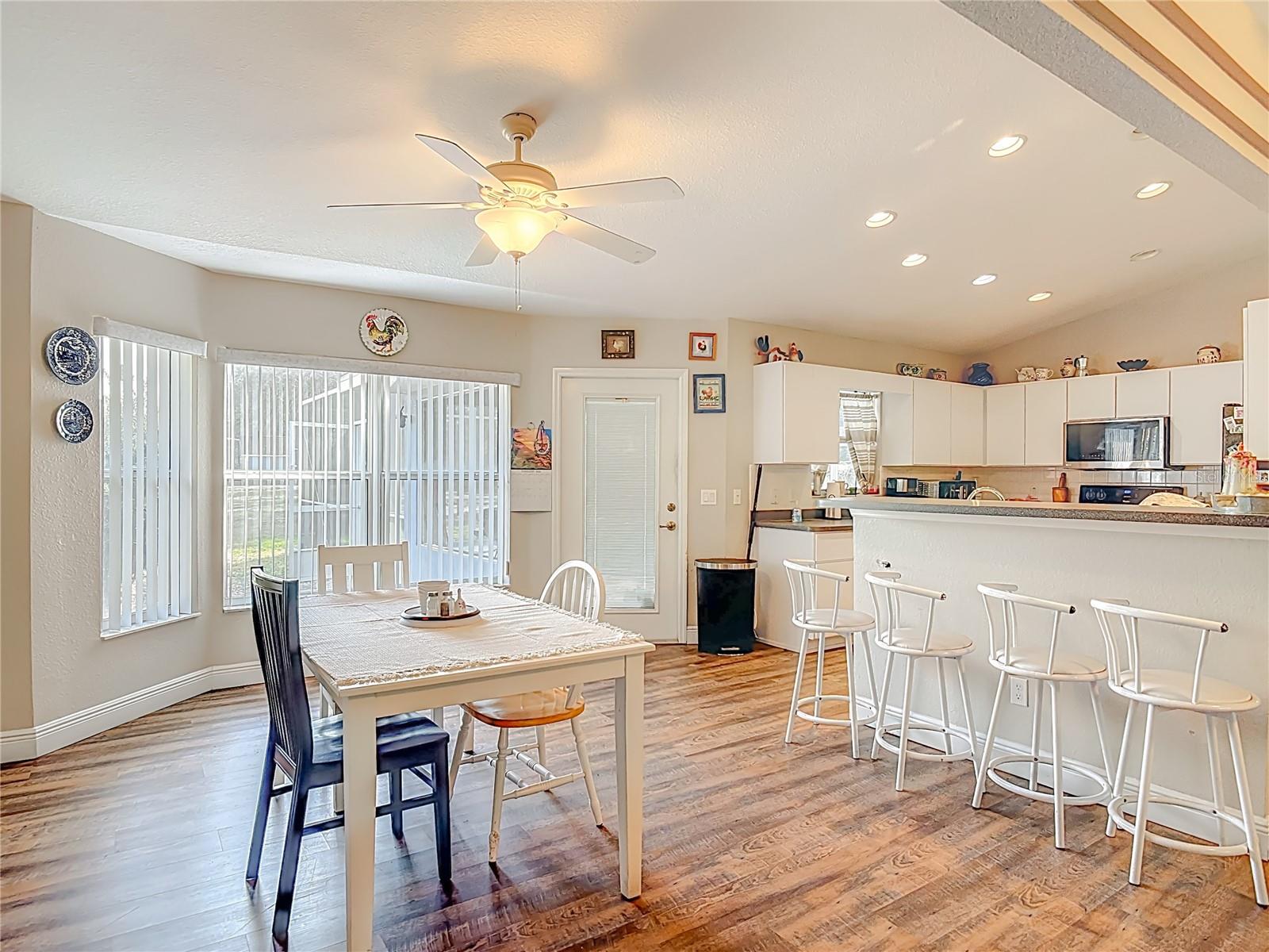 Image 20 of 80 For 15271 24th Street Road