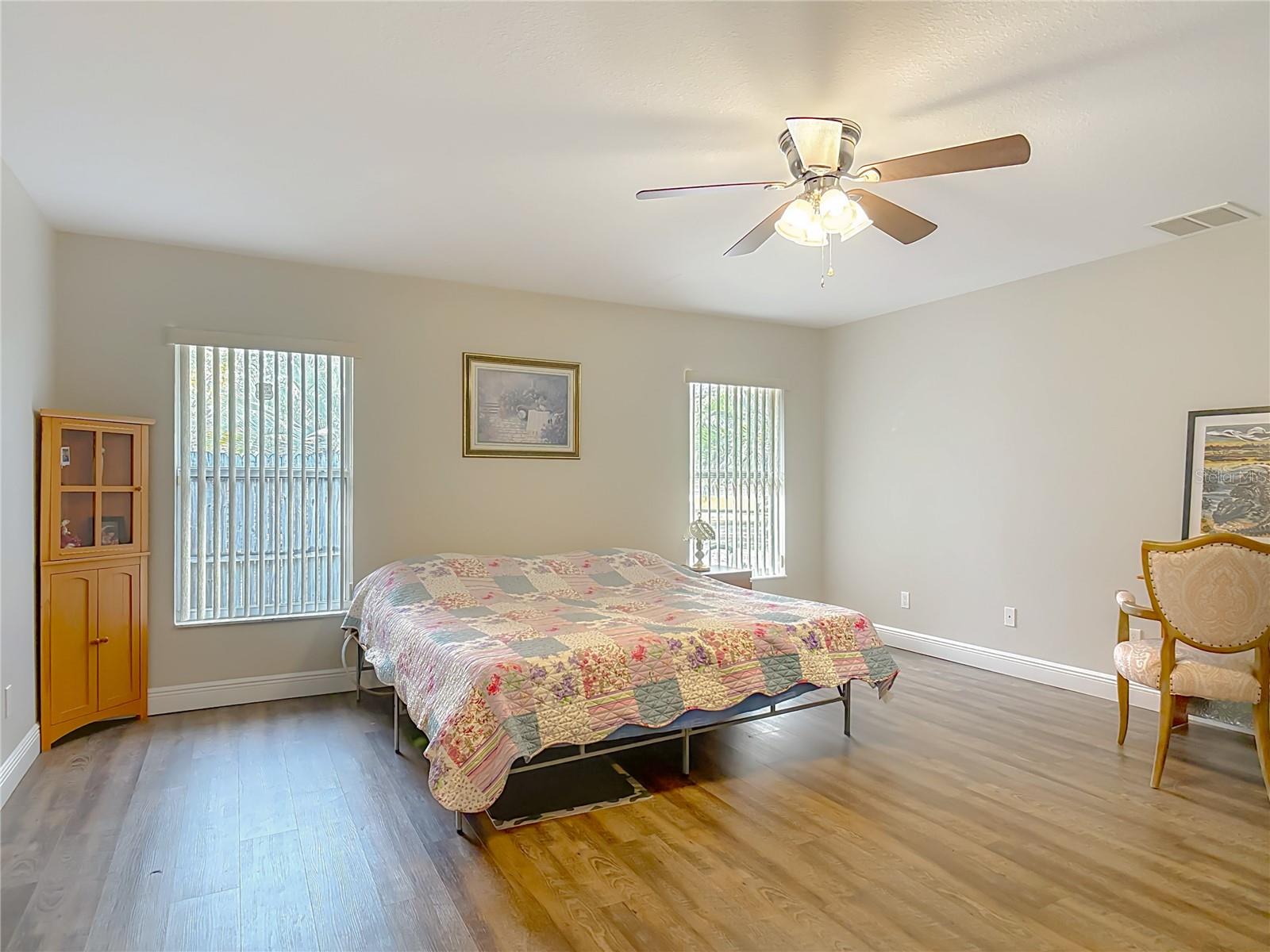 Image 37 of 80 For 15271 24th Street Road