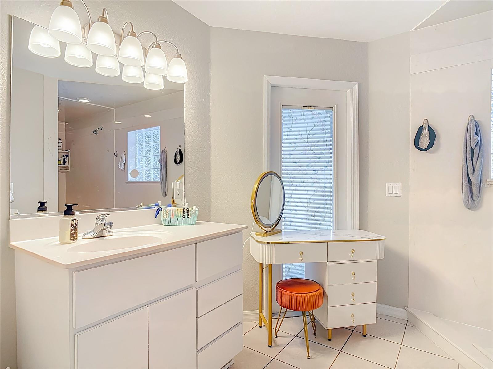 Image 40 of 80 For 15271 24th Street Road