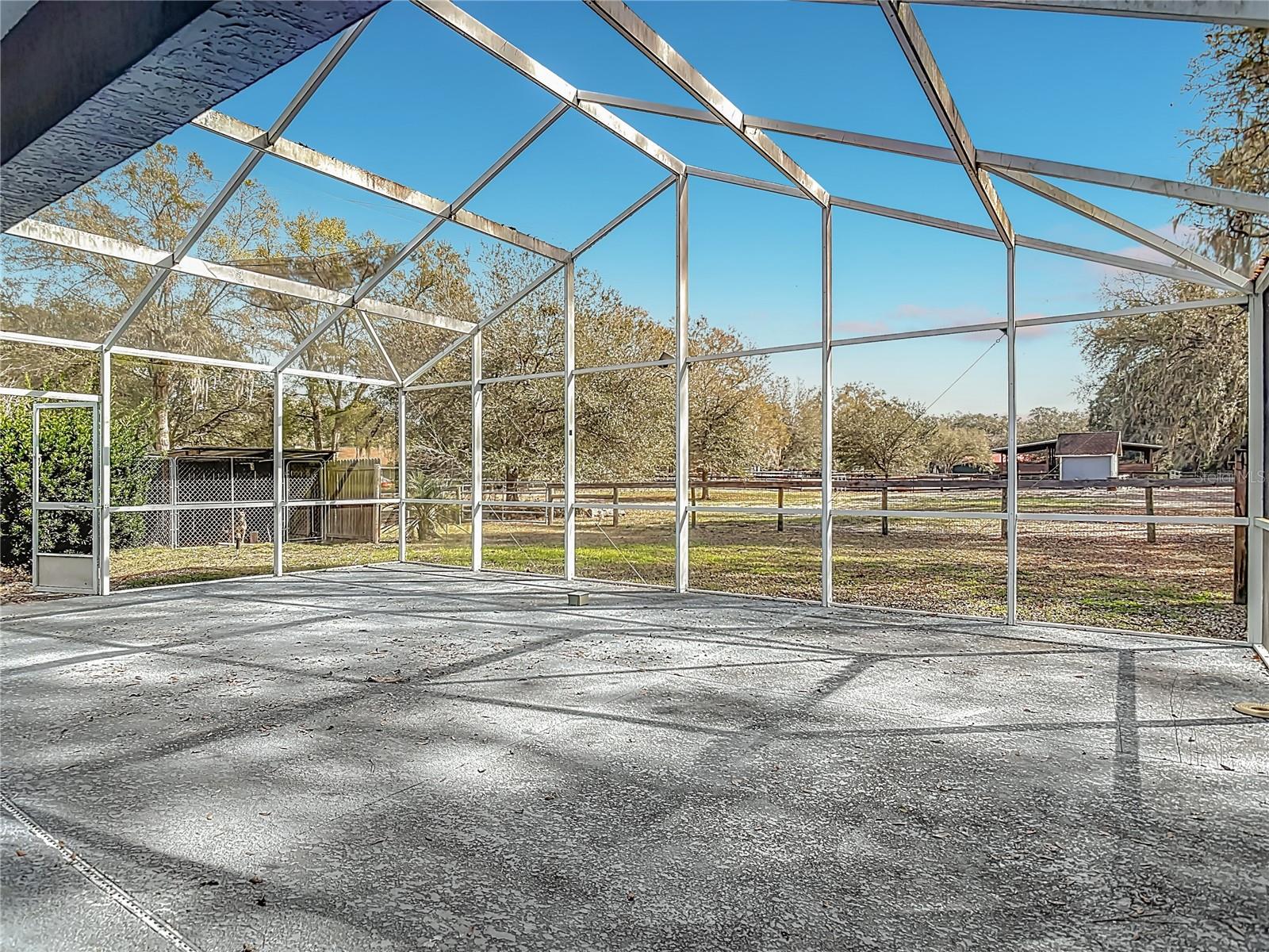 Image 45 of 80 For 15271 24th Street Road