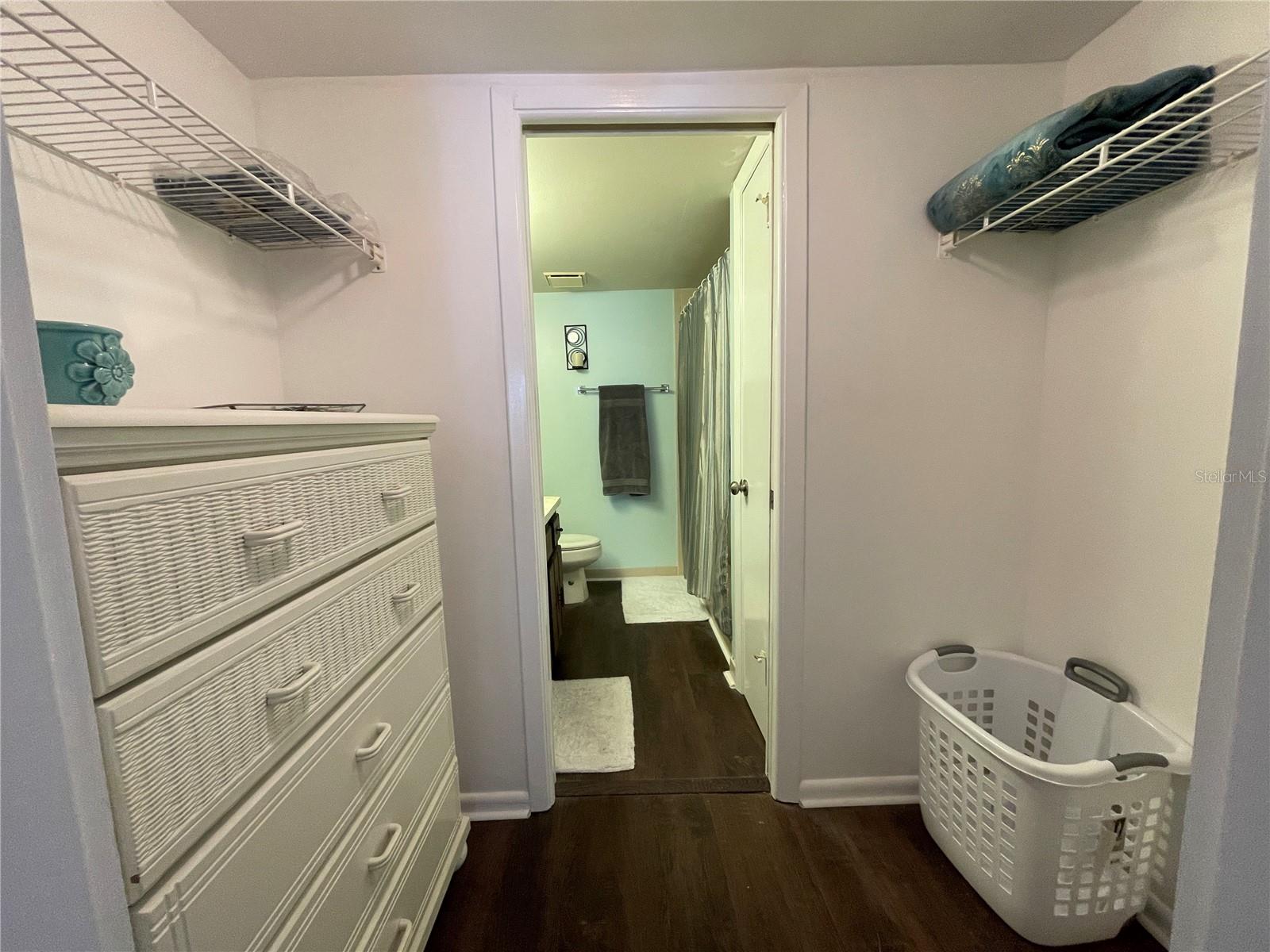 Image 10 of 47 For 615 Midway Drive B