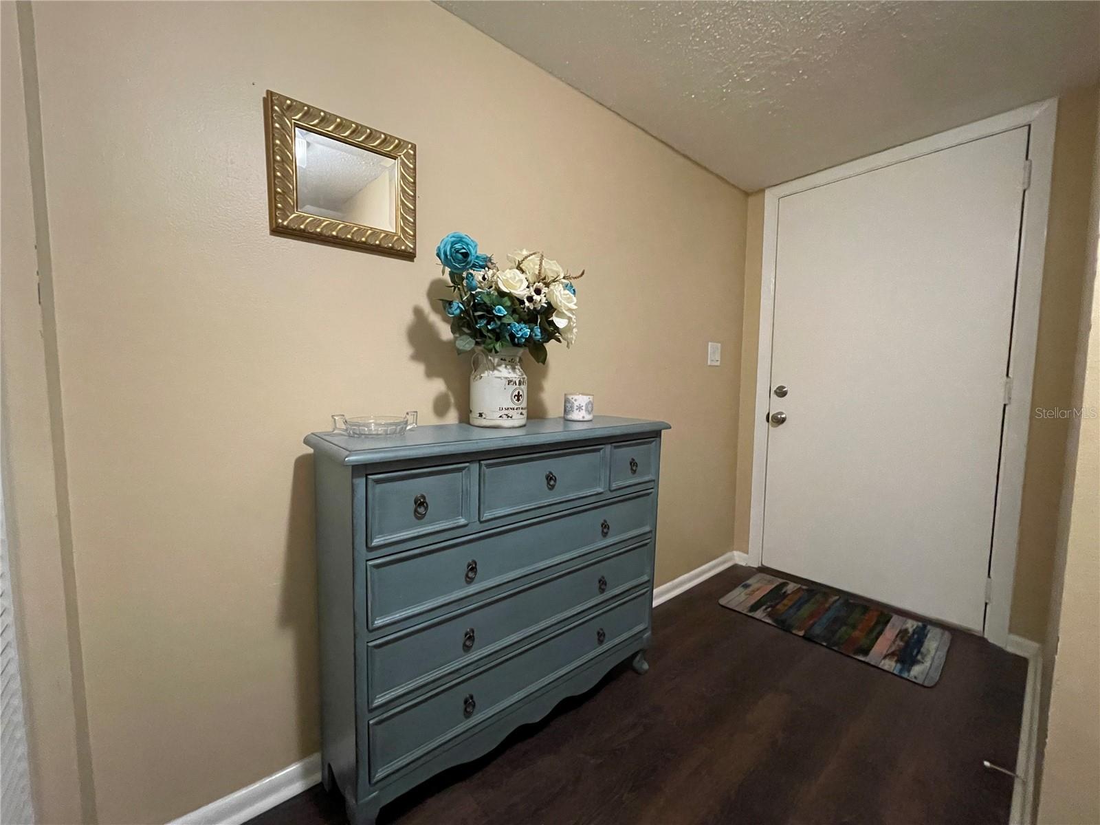 Image 6 of 47 For 615 Midway Drive B