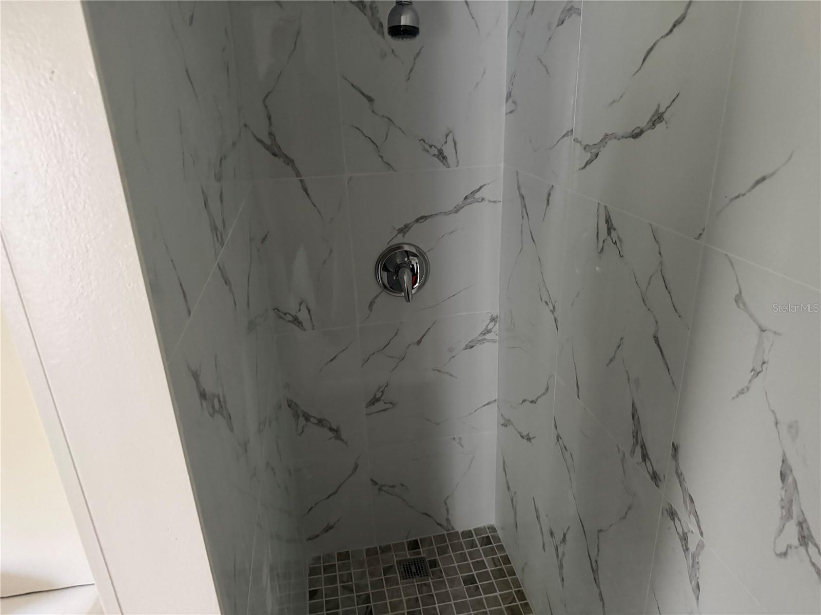 Image 5 of 17 For 14655 35th Avenue Road