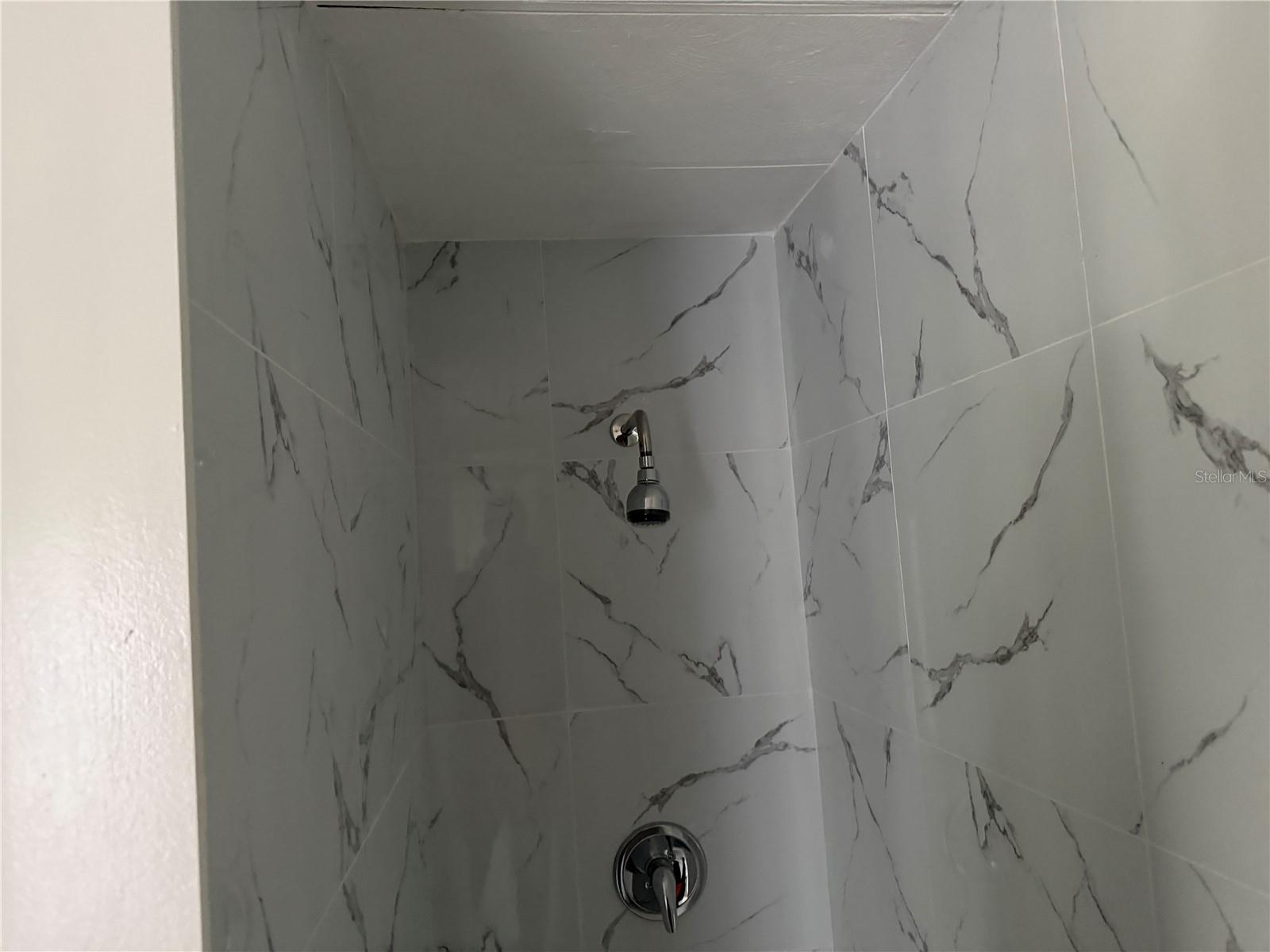 Image 6 of 17 For 14655 35th Avenue Road