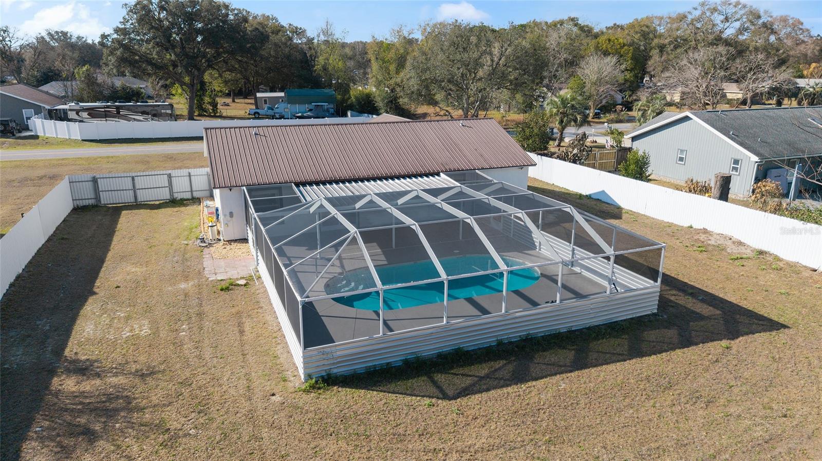 Image 4 of 58 For 6821 108th Street