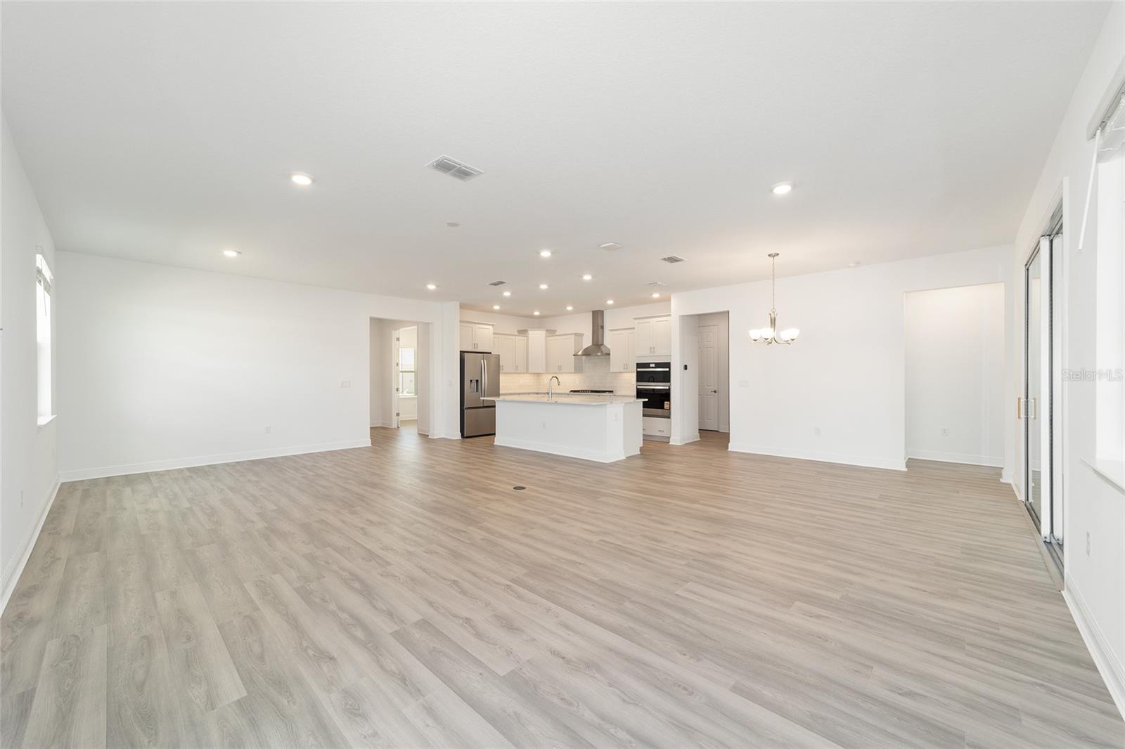 Image 13 of 42 For 10140 106th Circle