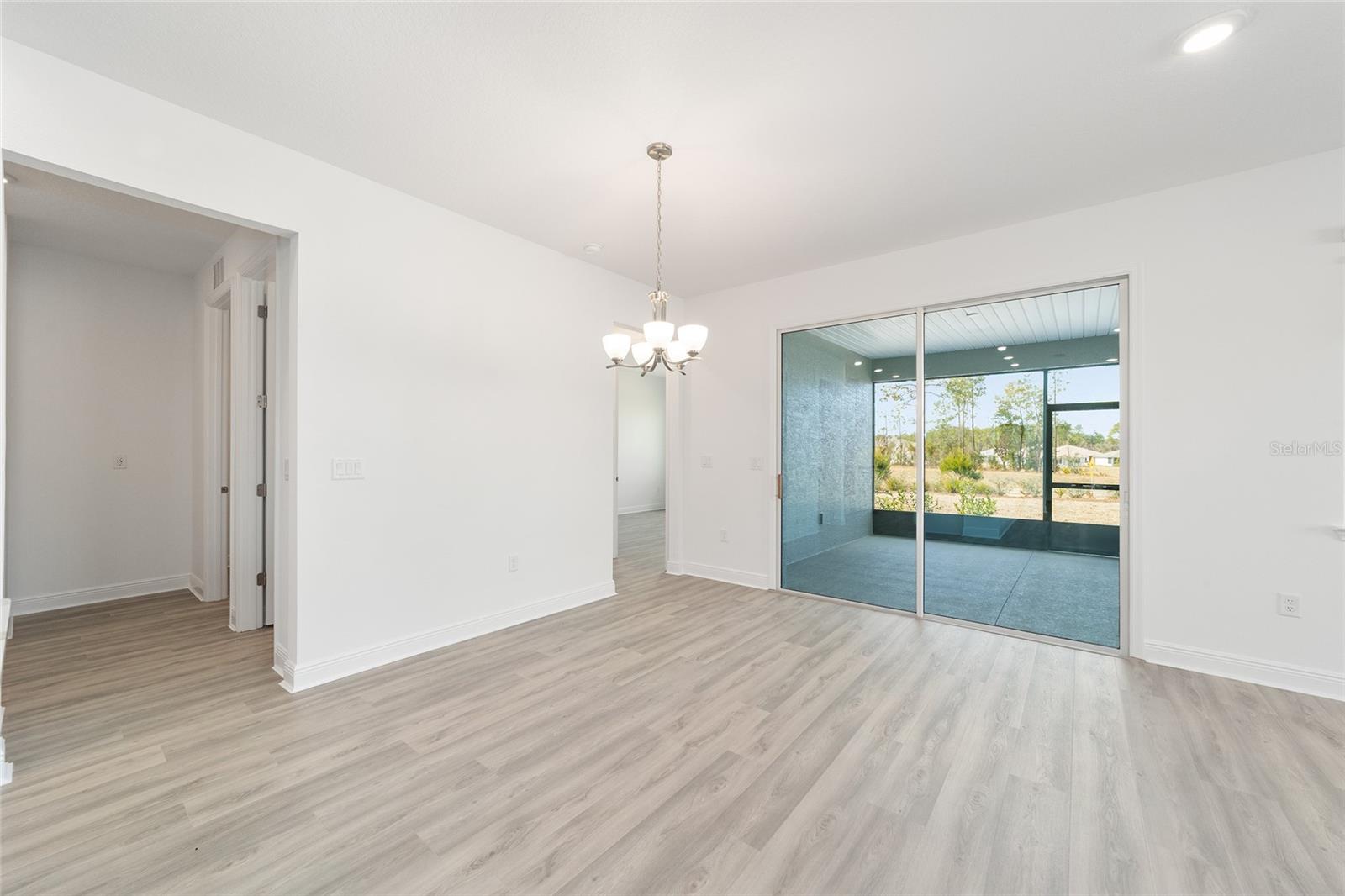 Image 15 of 42 For 10140 106th Circle