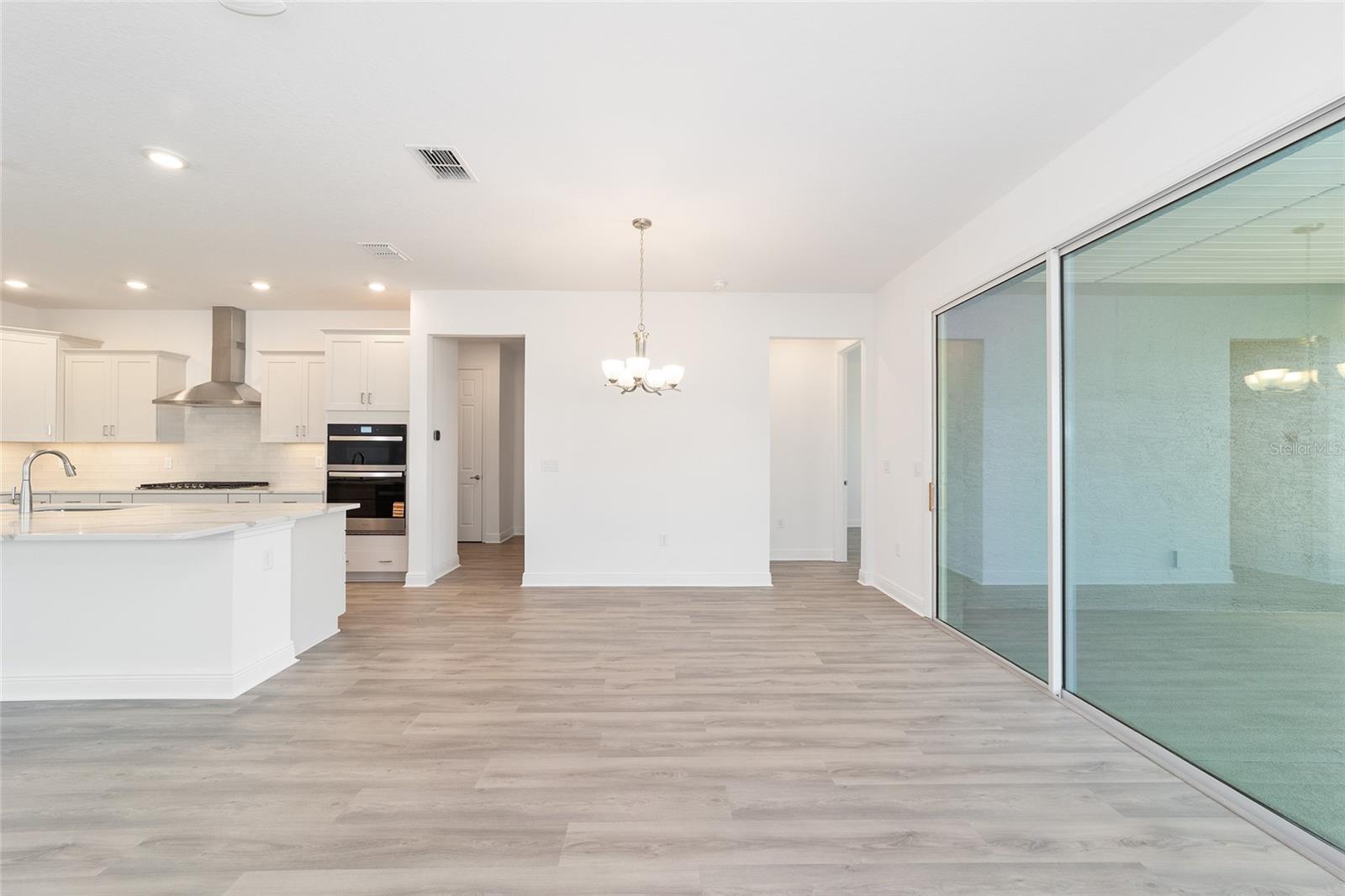 Image 16 of 42 For 10140 106th Circle