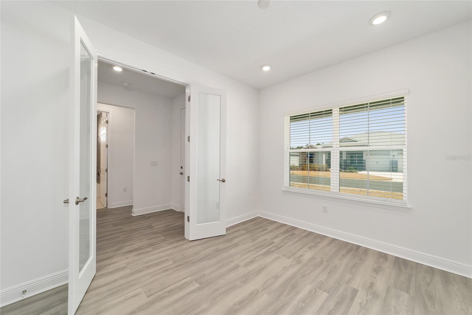 Image 30 of 42 For 10140 106th Circle