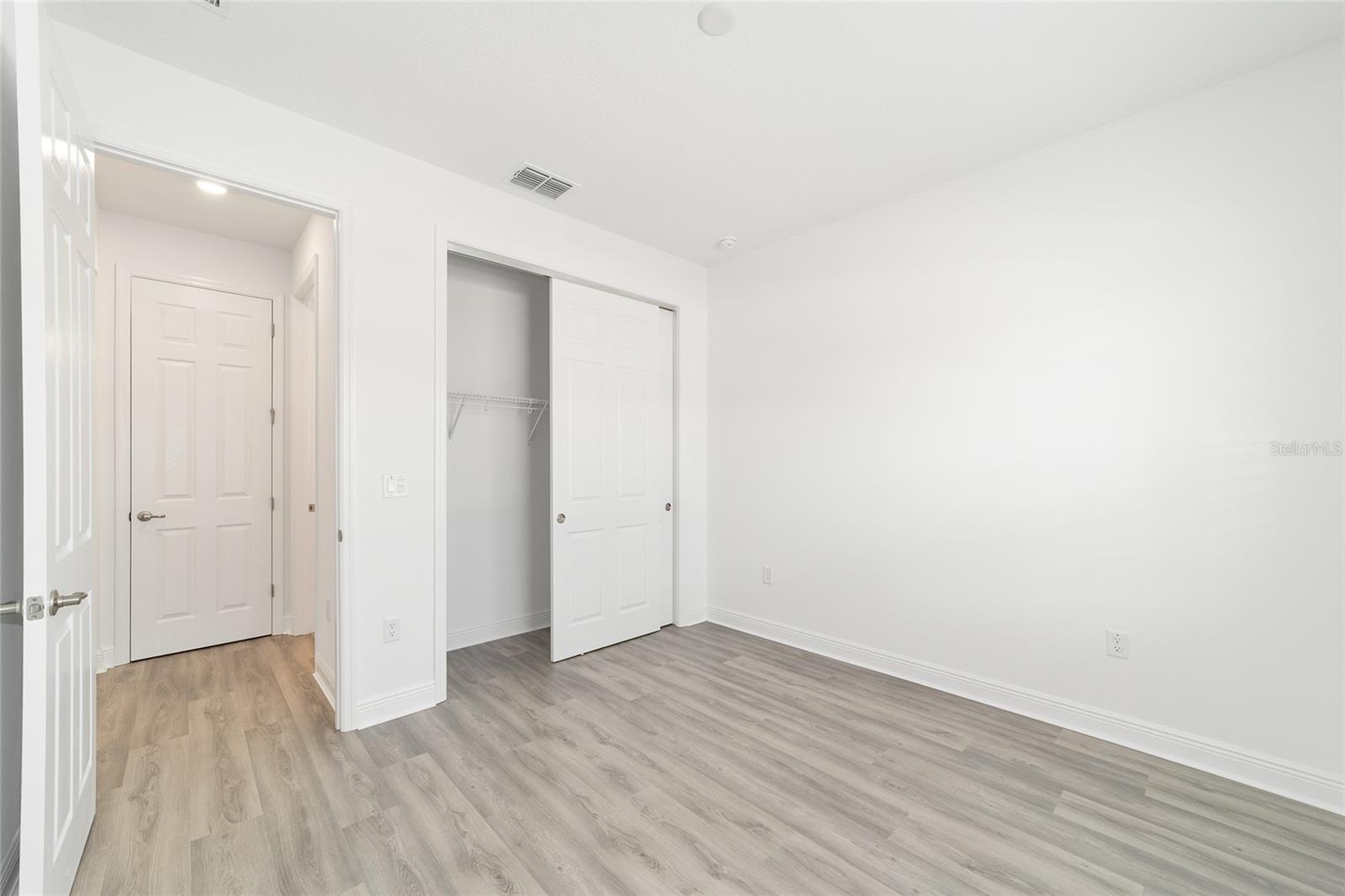 Image 33 of 42 For 10140 106th Circle