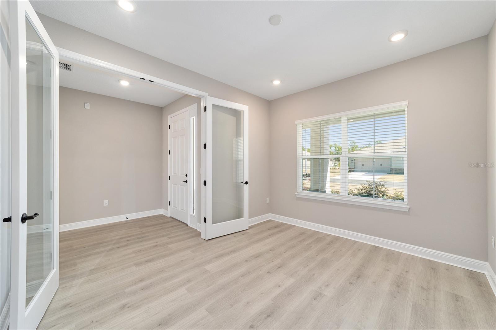 Image 30 of 41 For 10268 105th Terrace