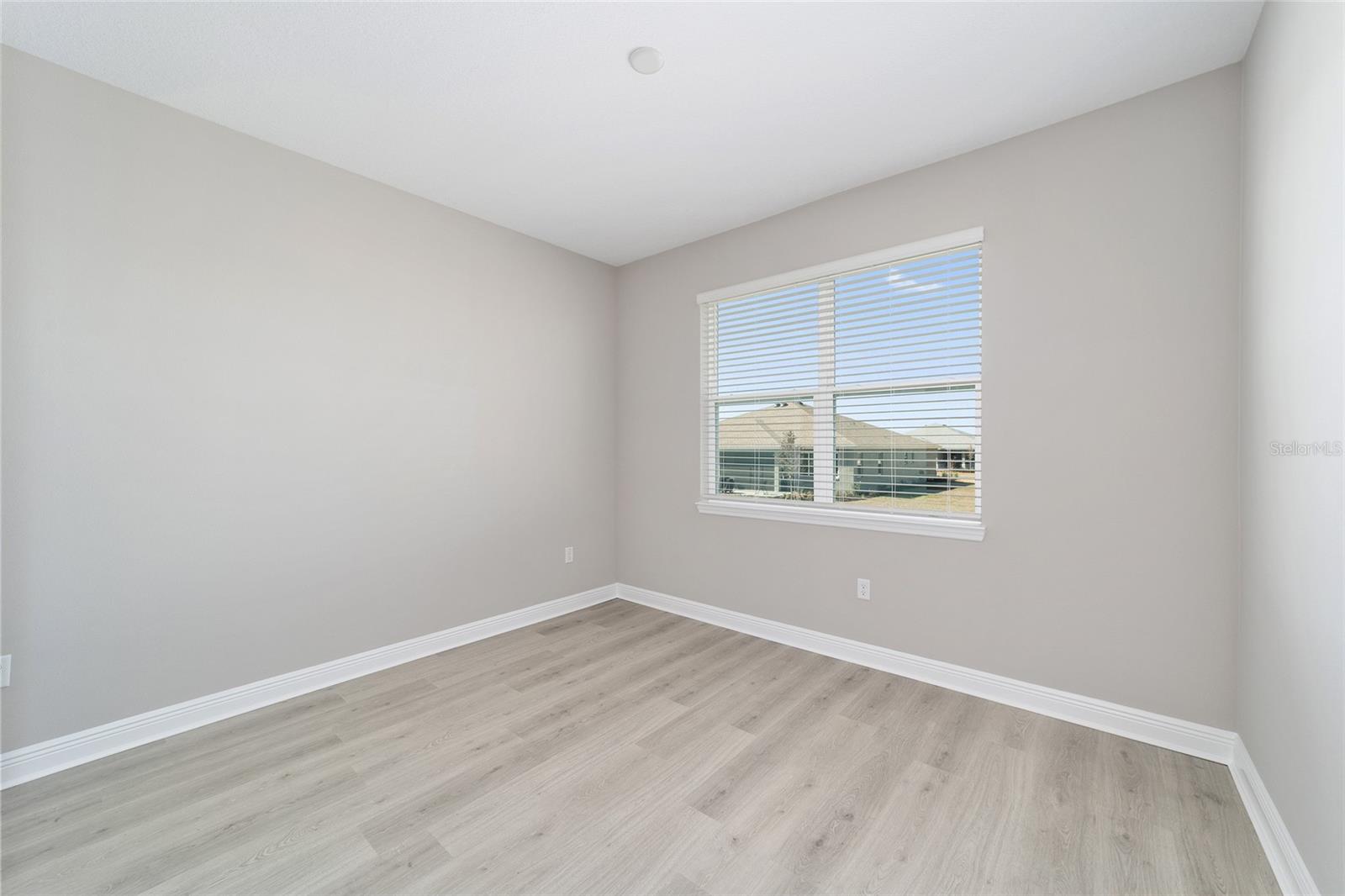 Image 31 of 41 For 10268 105th Terrace