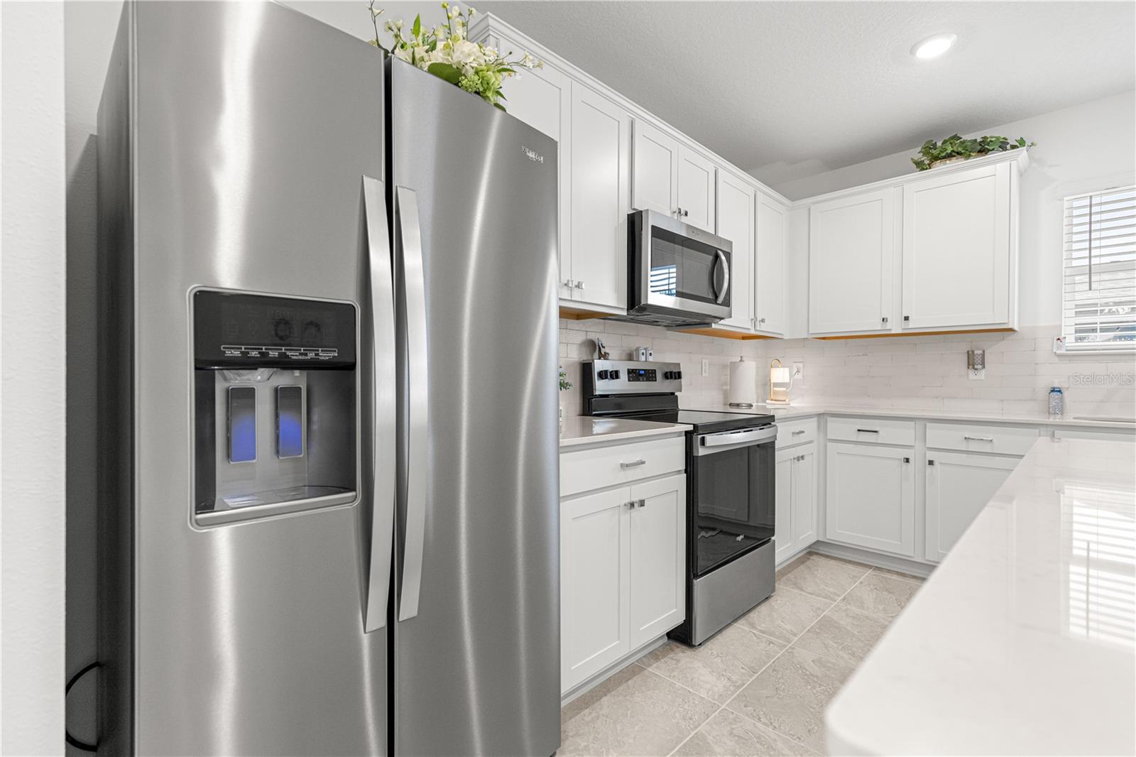 Image 11 of 46 For 6788 90th Loop