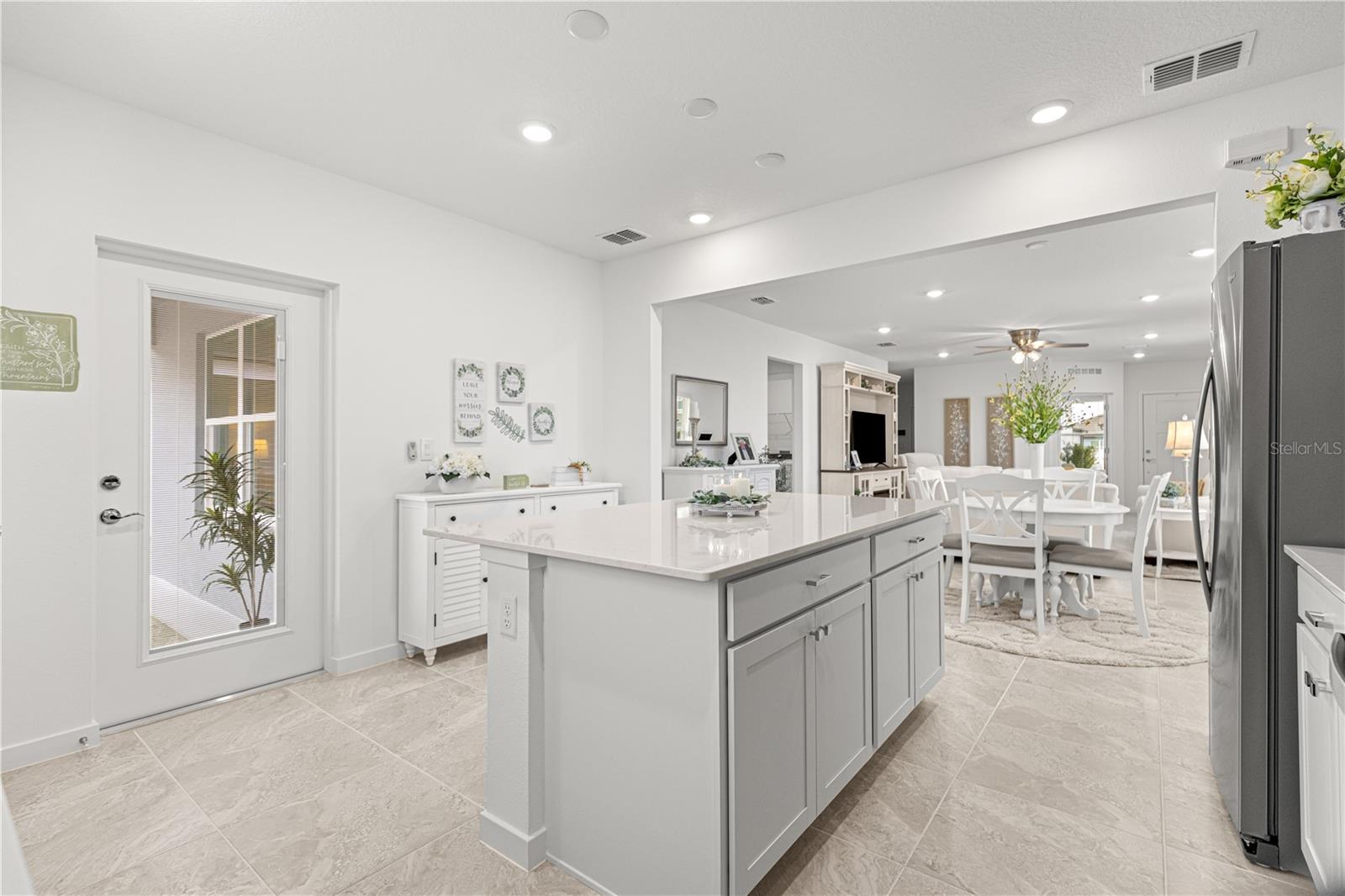 Image 13 of 46 For 6788 90th Loop