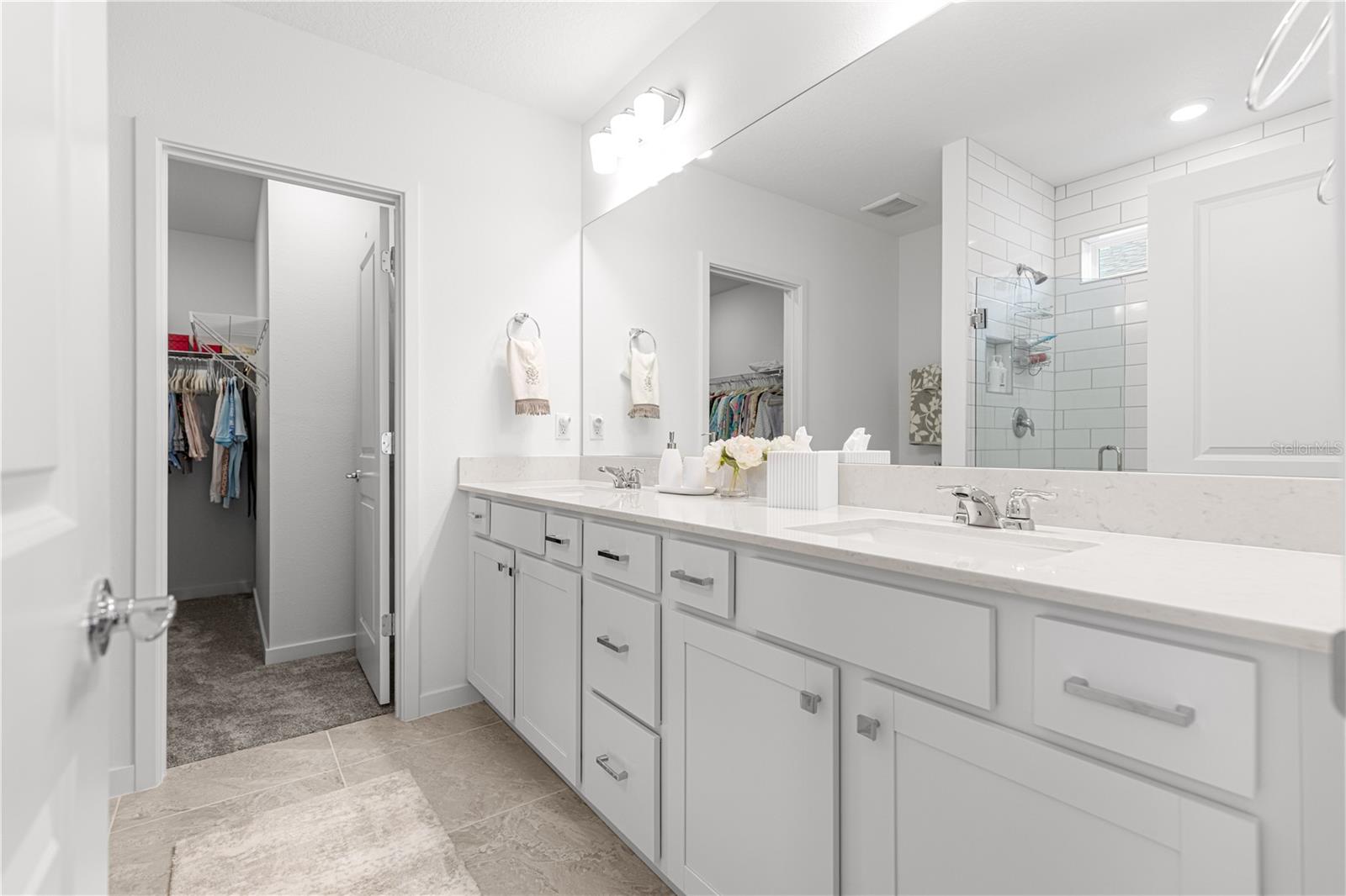 Image 29 of 46 For 6788 90th Loop