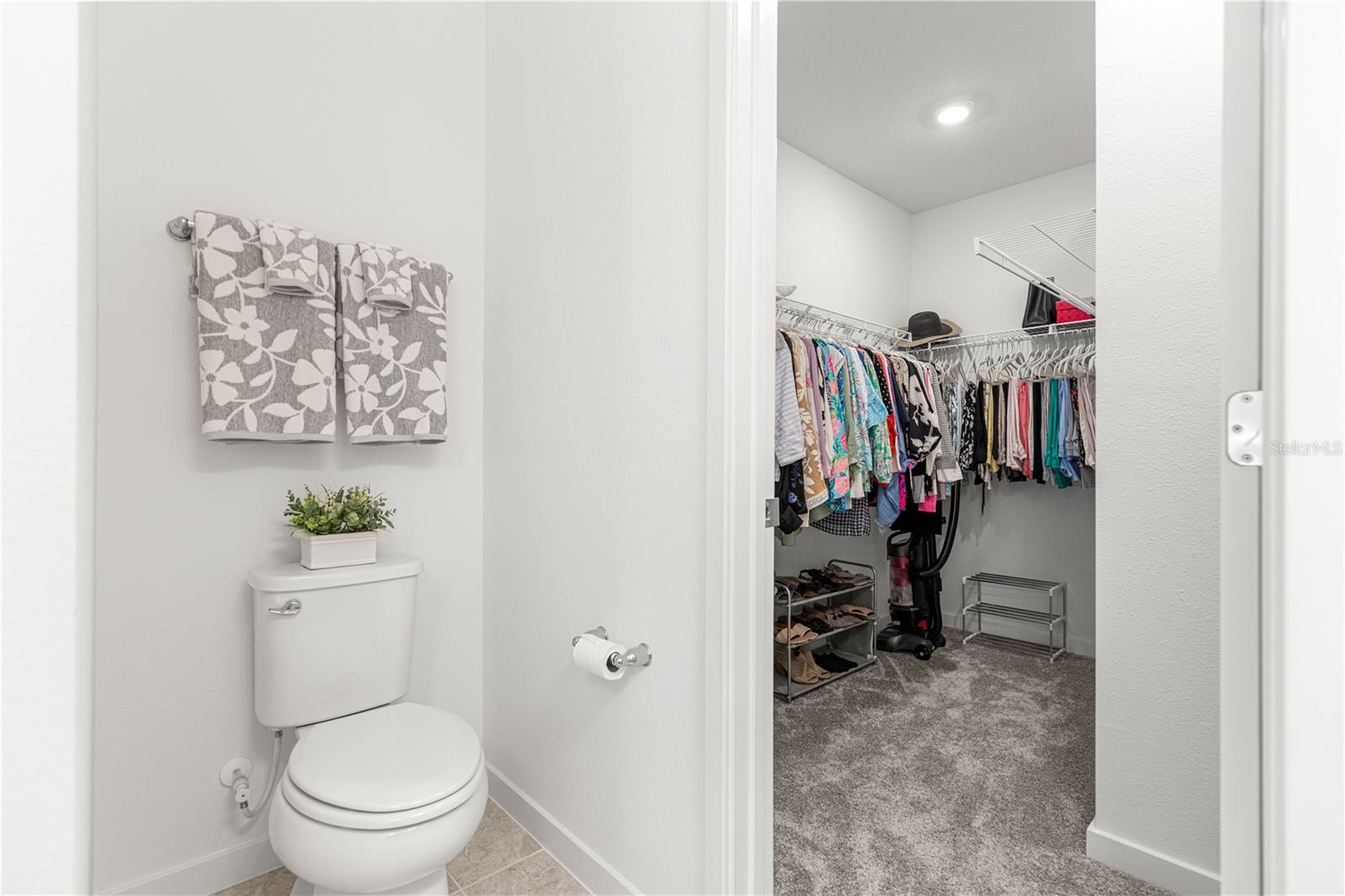 Image 31 of 46 For 6788 90th Loop