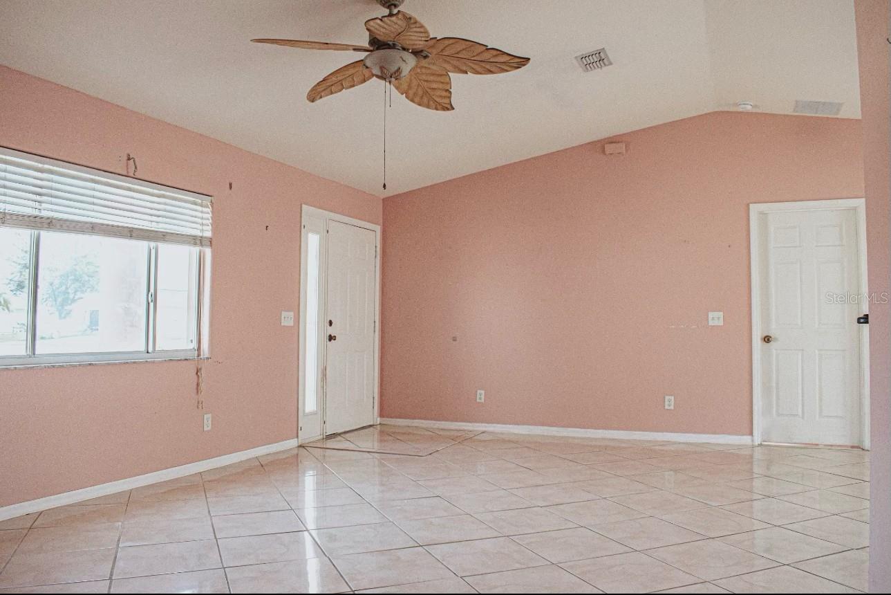 Image 4 of 18 For 5960 98th Place