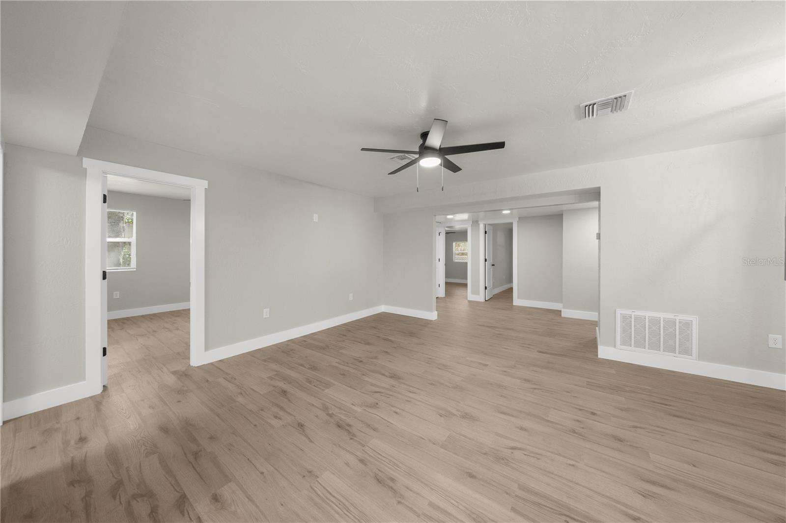 Image 13 of 31 For 16545 17th Place