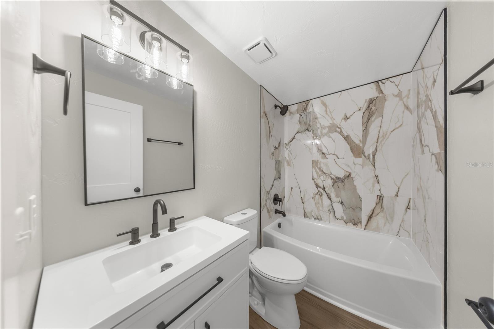 Image 15 of 31 For 16545 17th Place