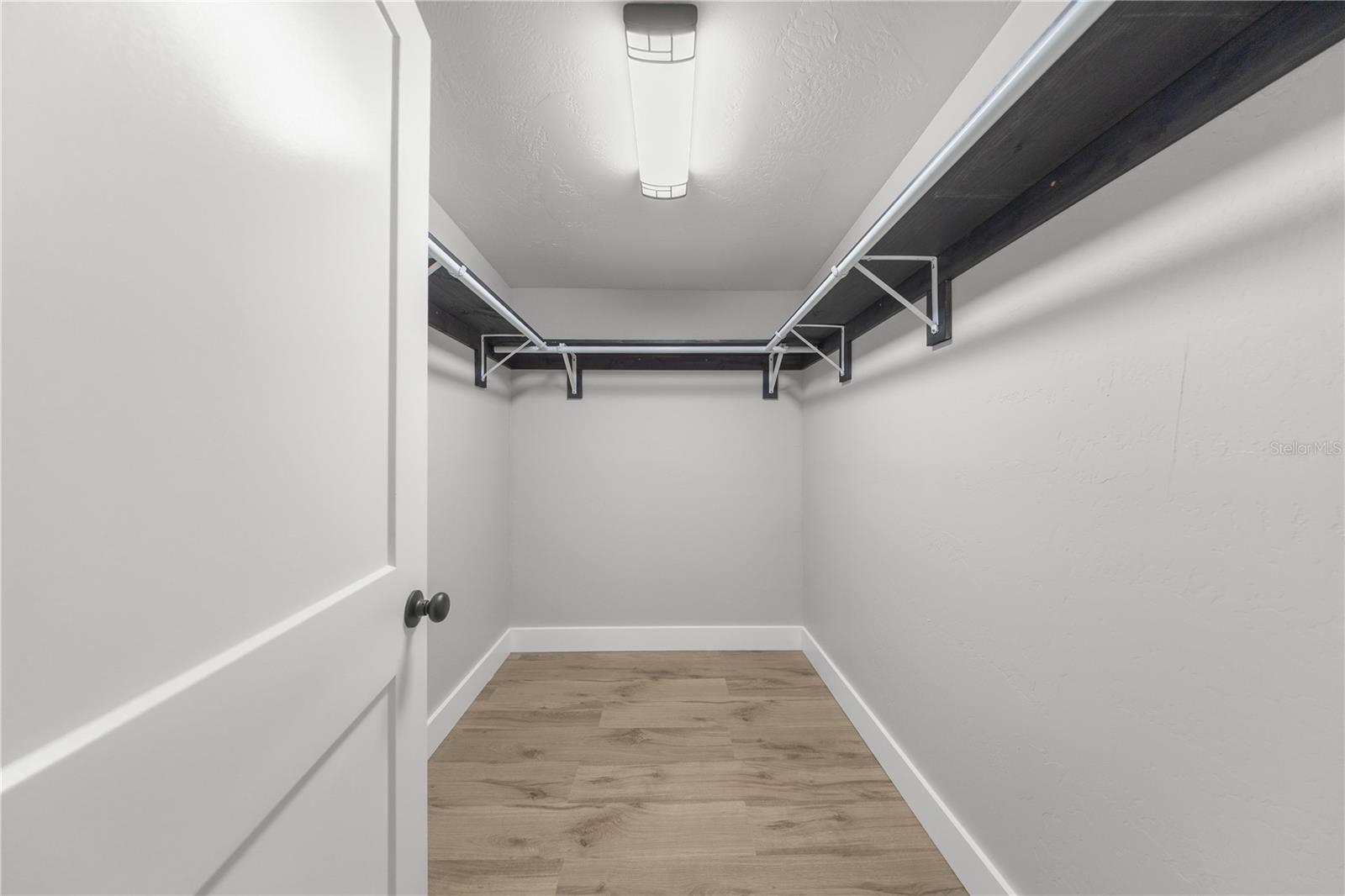 Image 16 of 31 For 16545 17th Place