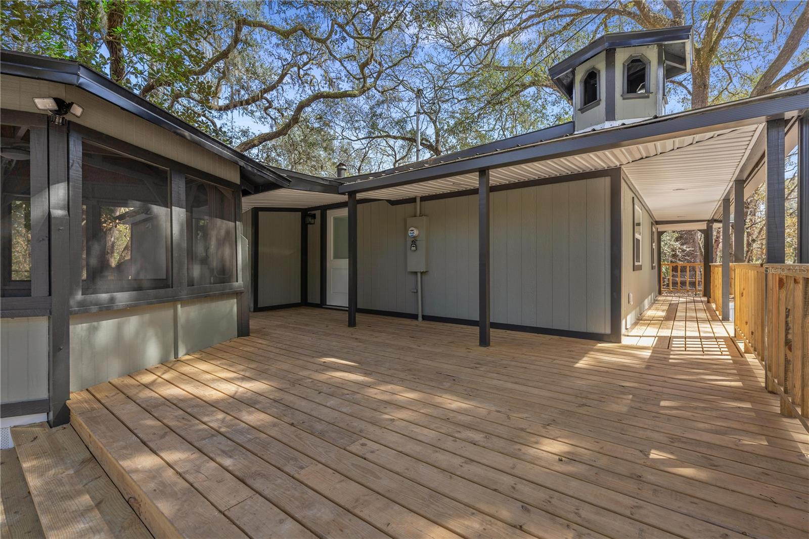 Image 2 of 31 For 16545 17th Place