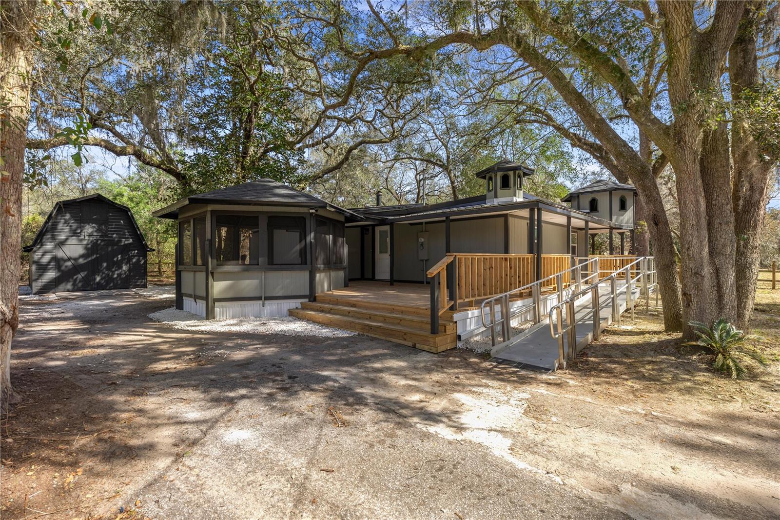 Image 3 of 31 For 16545 17th Place