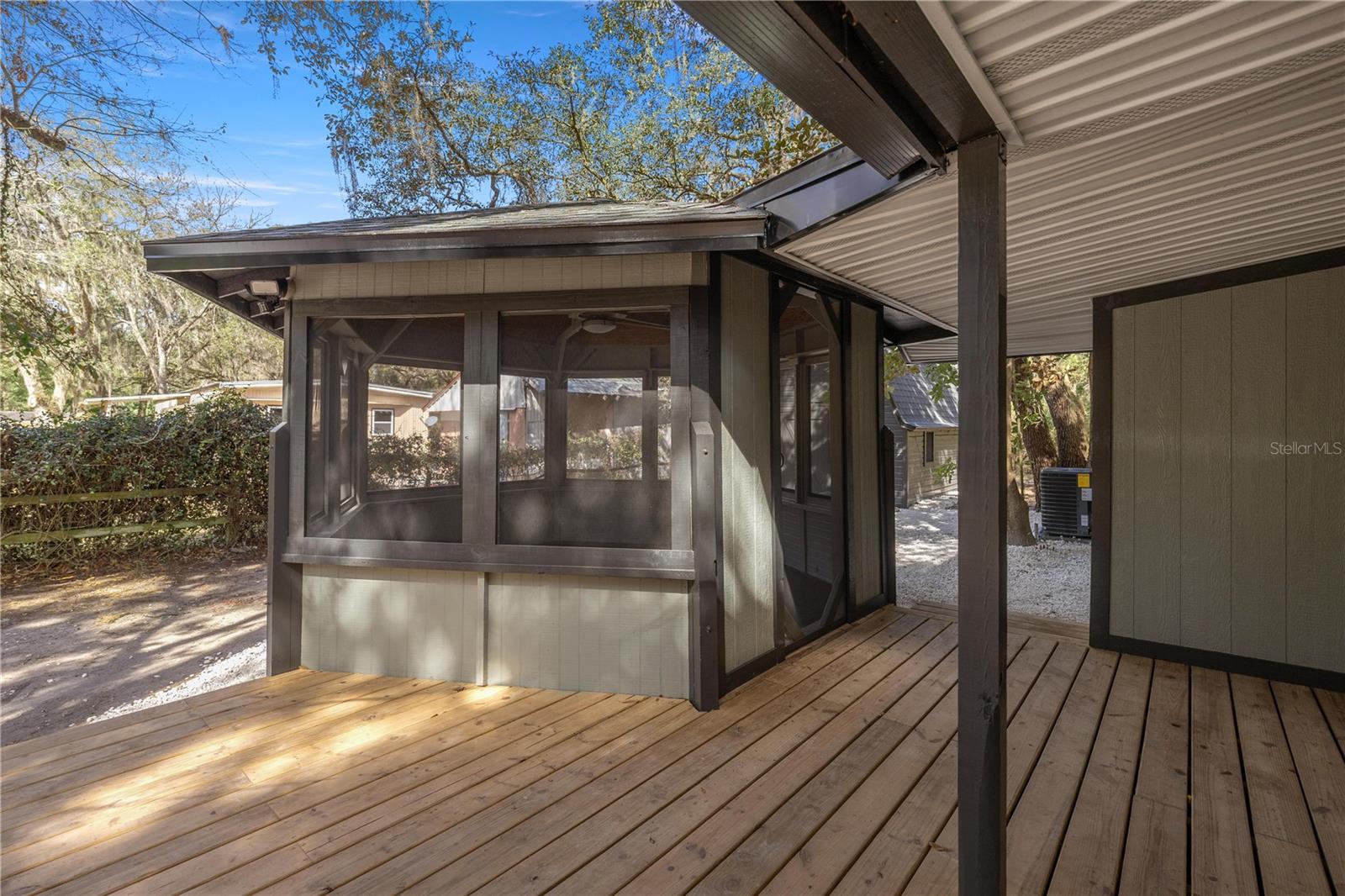 Image 4 of 31 For 16545 17th Place