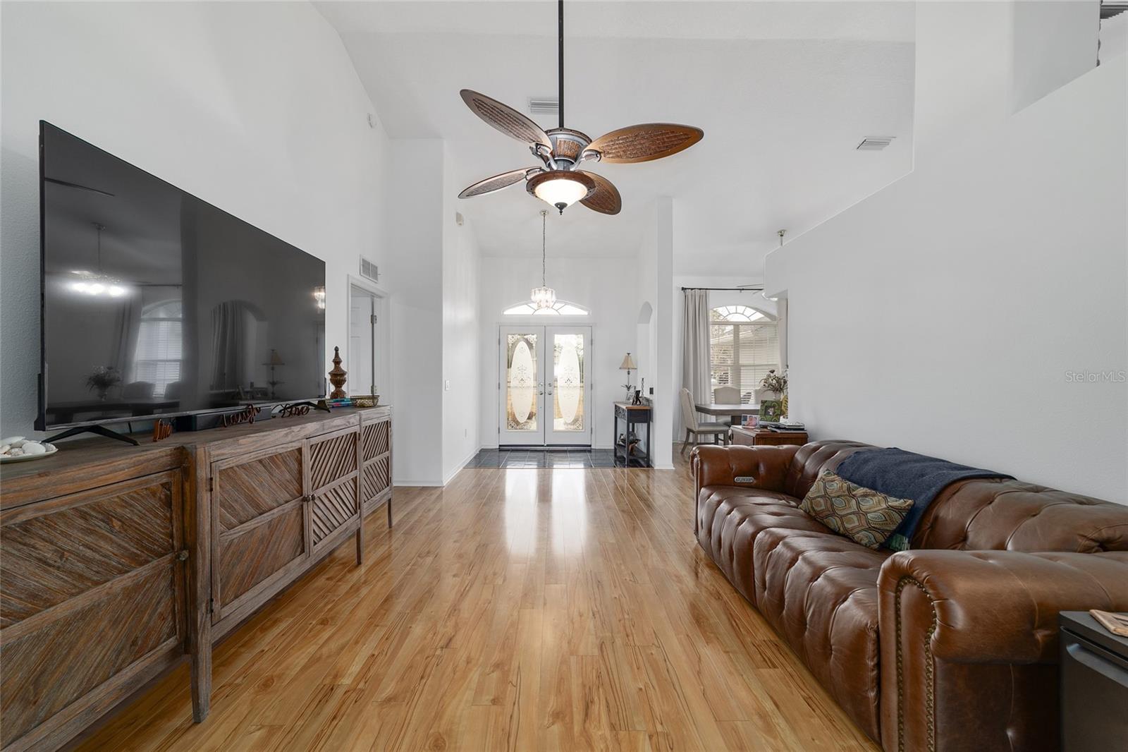 Image 10 of 94 For 5970 57th Loop