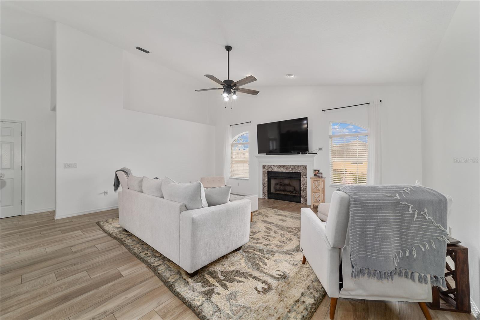 Image 18 of 94 For 5970 57th Loop