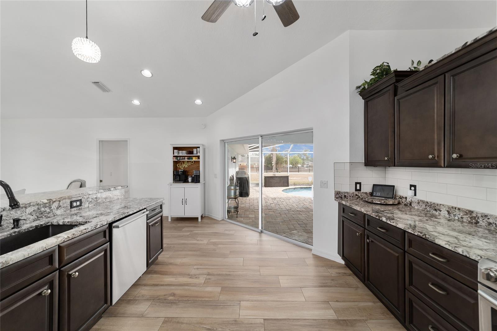 Image 31 of 94 For 5970 57th Loop