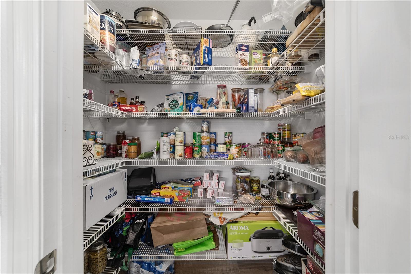 Image 32 of 94 For 5970 57th Loop