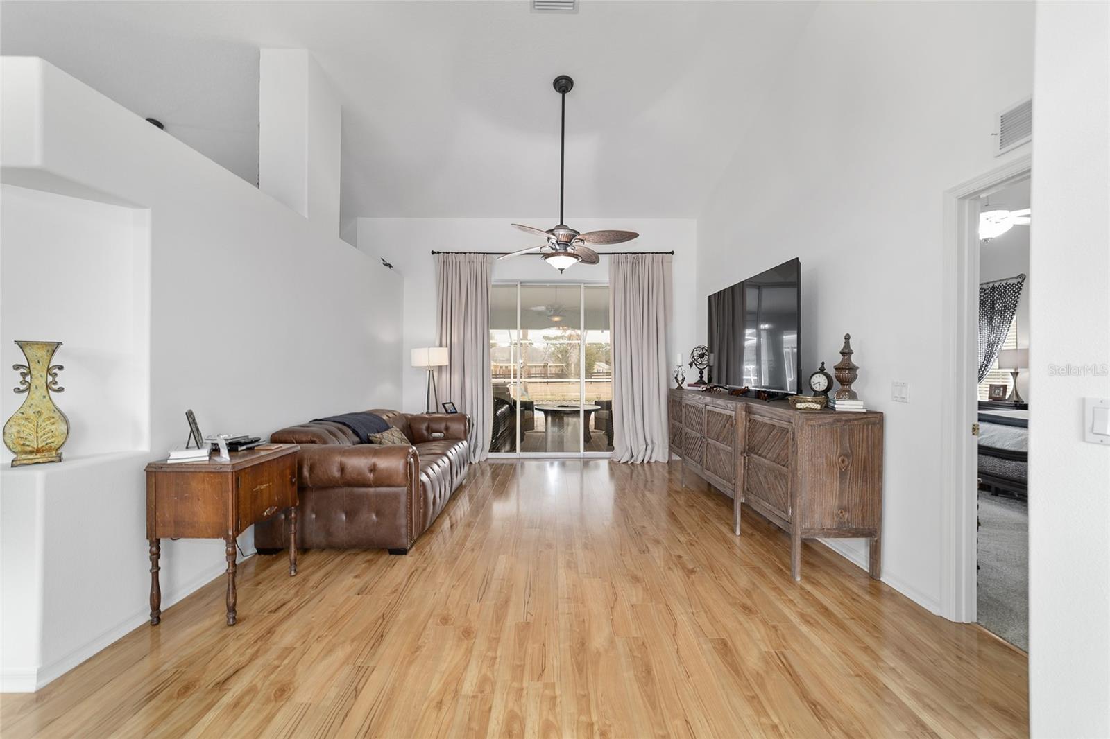 Image 8 of 94 For 5970 57th Loop