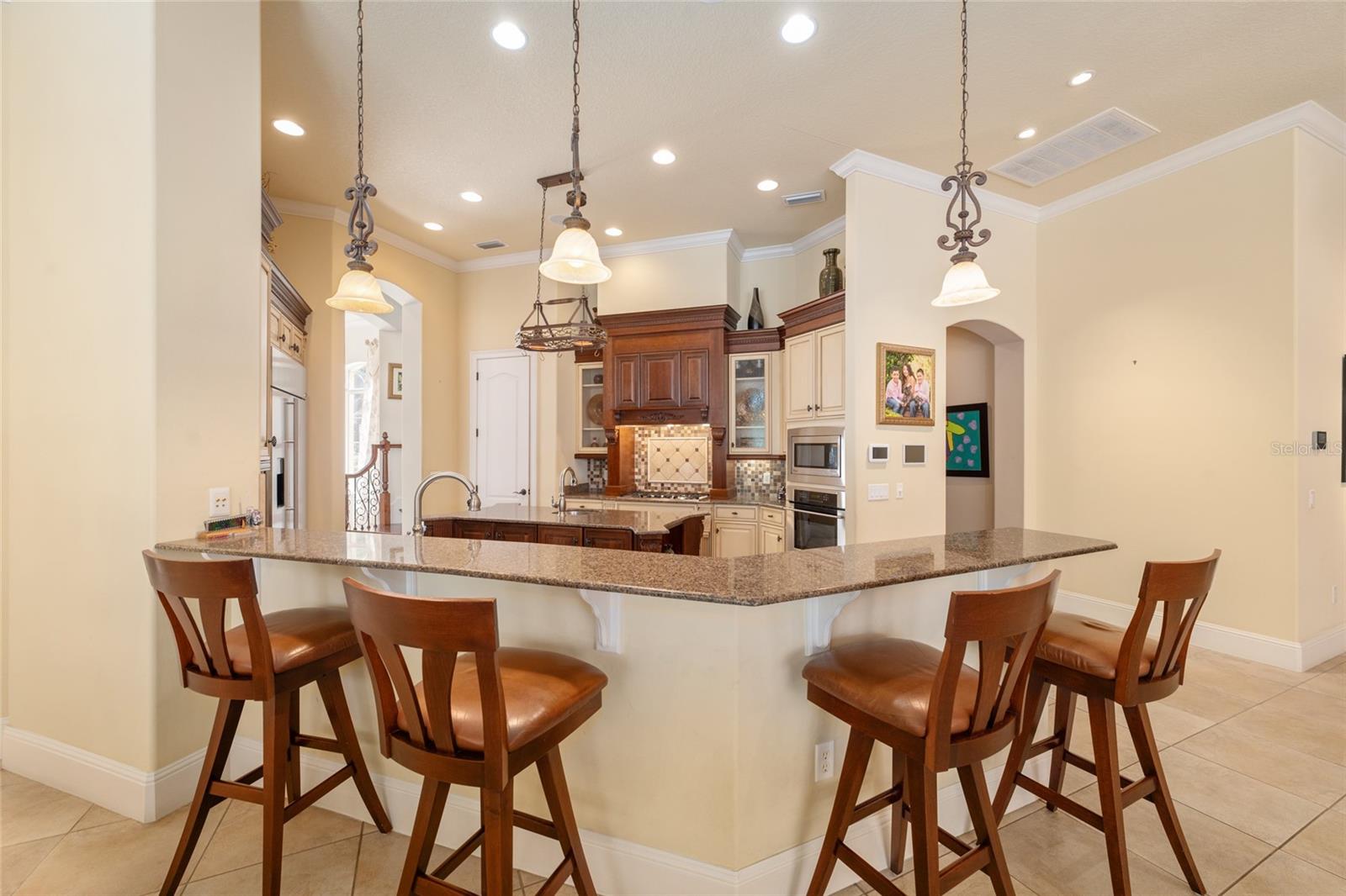 Image 13 of 82 For 695 47th Loop