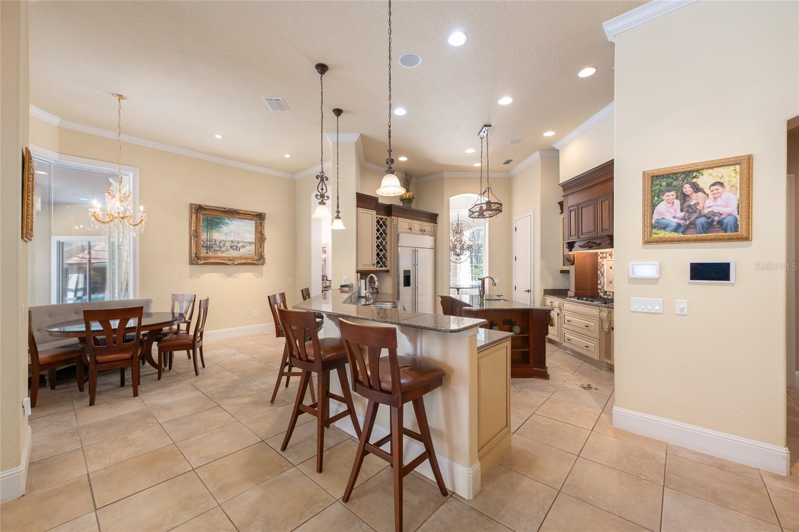 Image 14 of 82 For 695 47th Loop