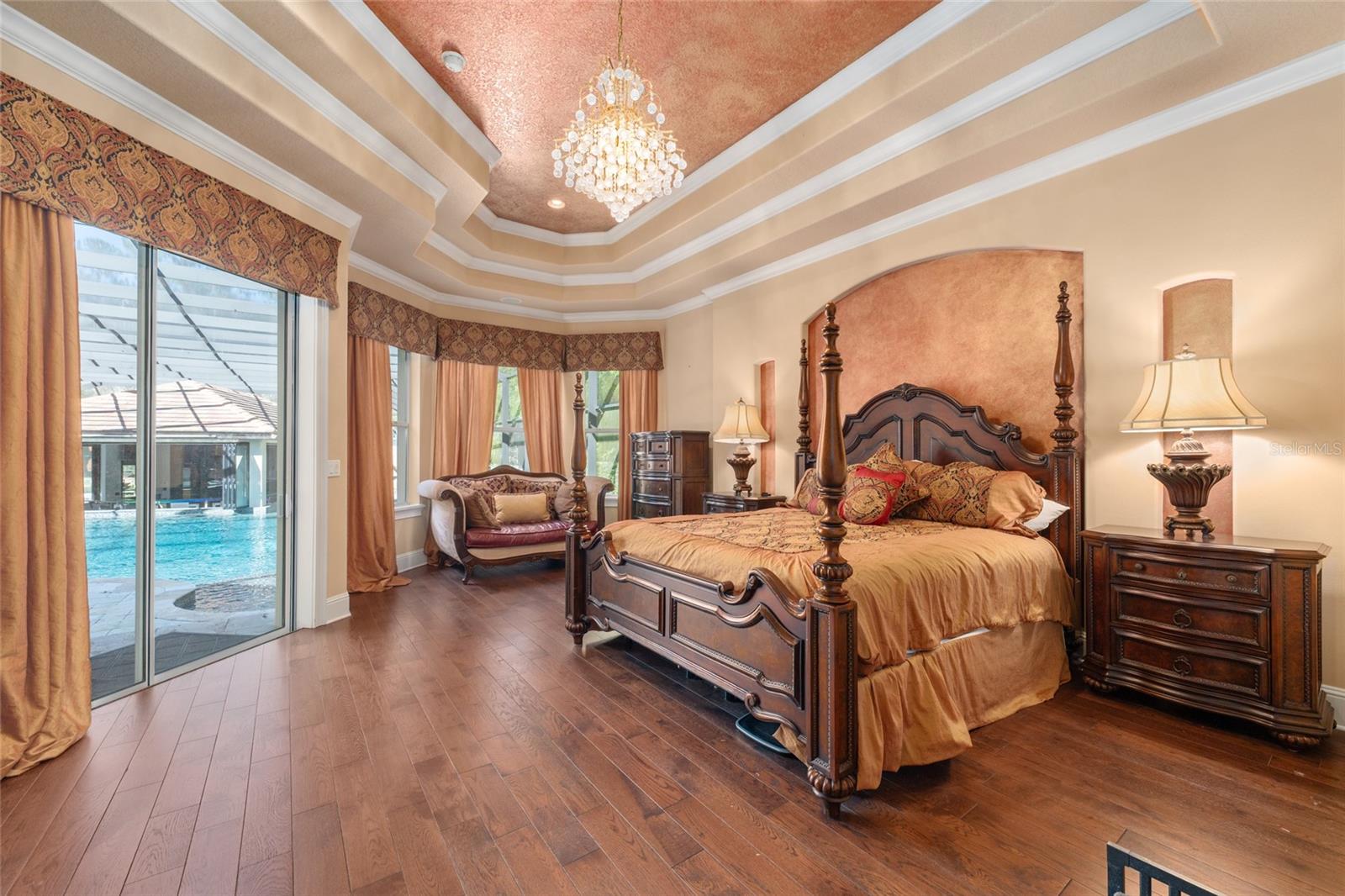 Image 26 of 82 For 695 47th Loop