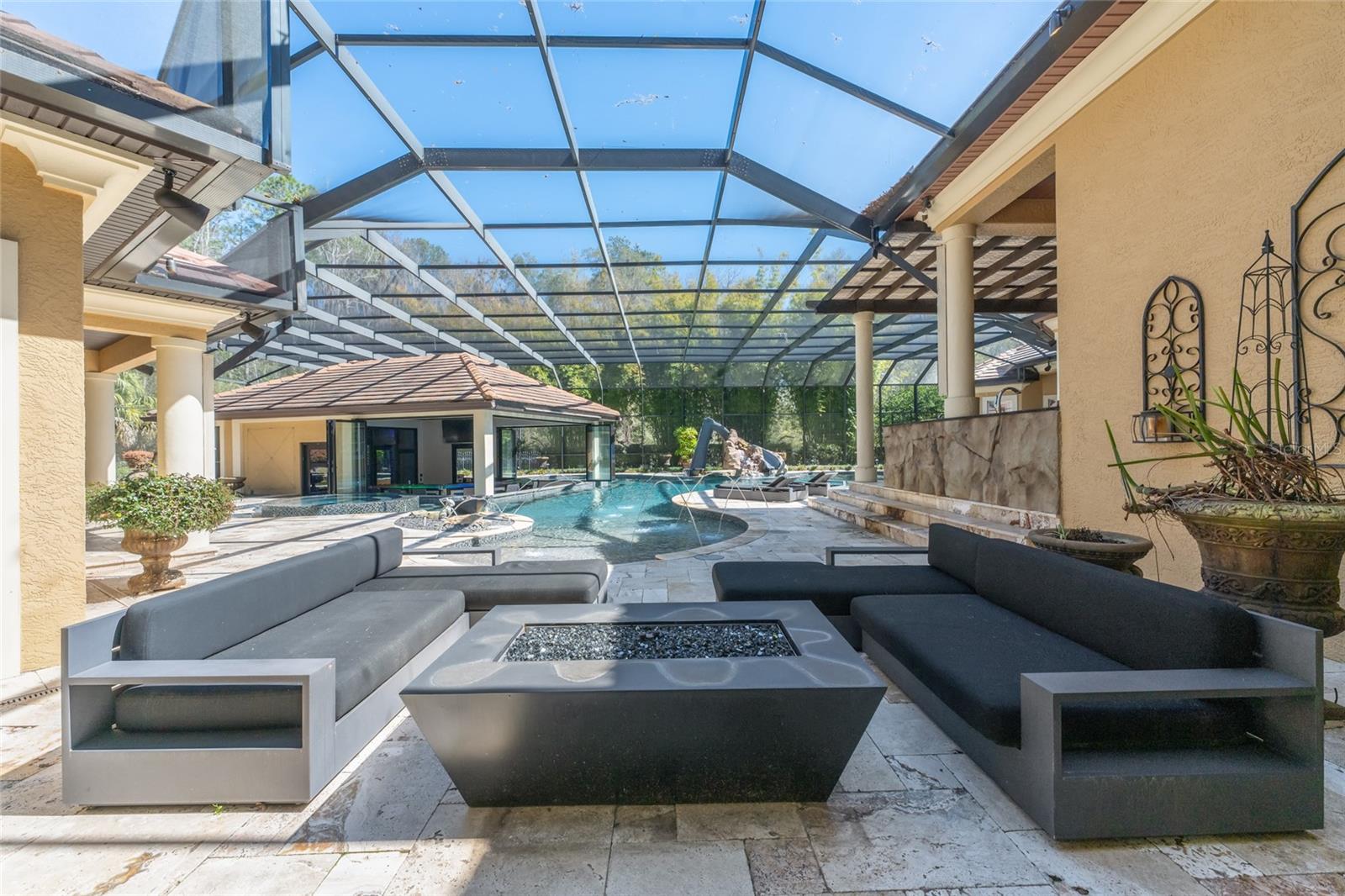 Image 50 of 82 For 695 47th Loop