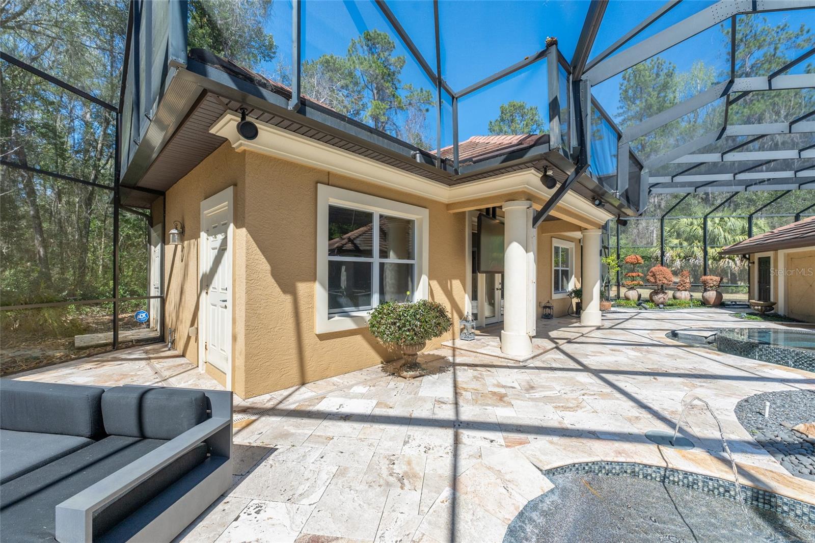 Image 60 of 82 For 695 47th Loop